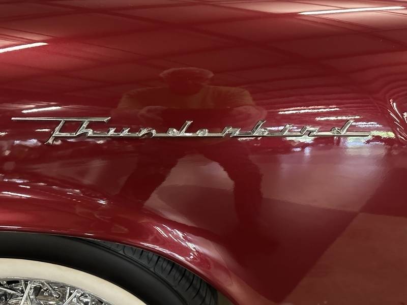 1957 Ford Thunderbird 12