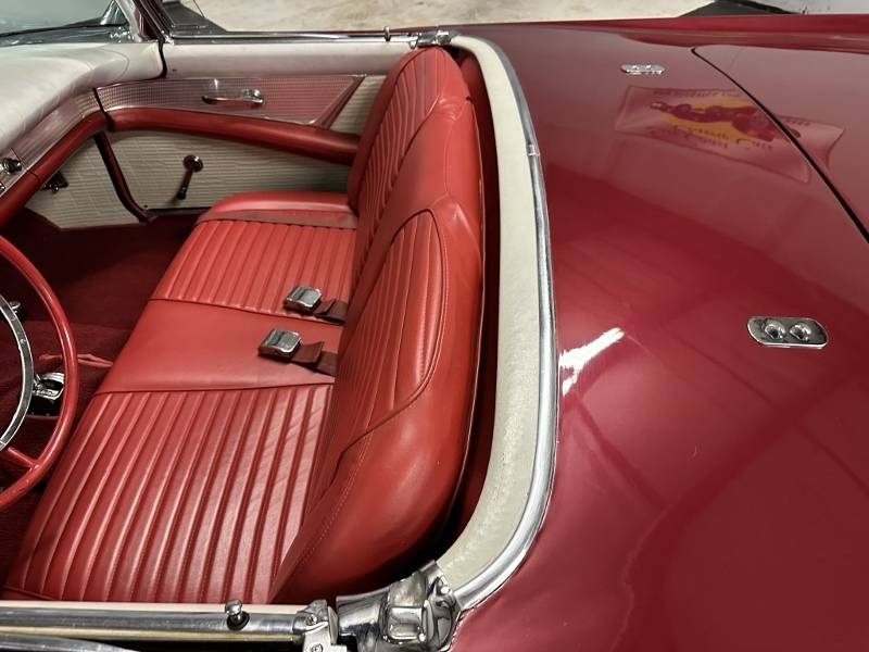 1957 Ford Thunderbird 22