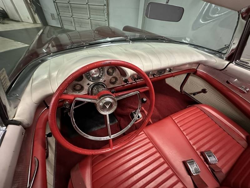 1957 Ford Thunderbird 24