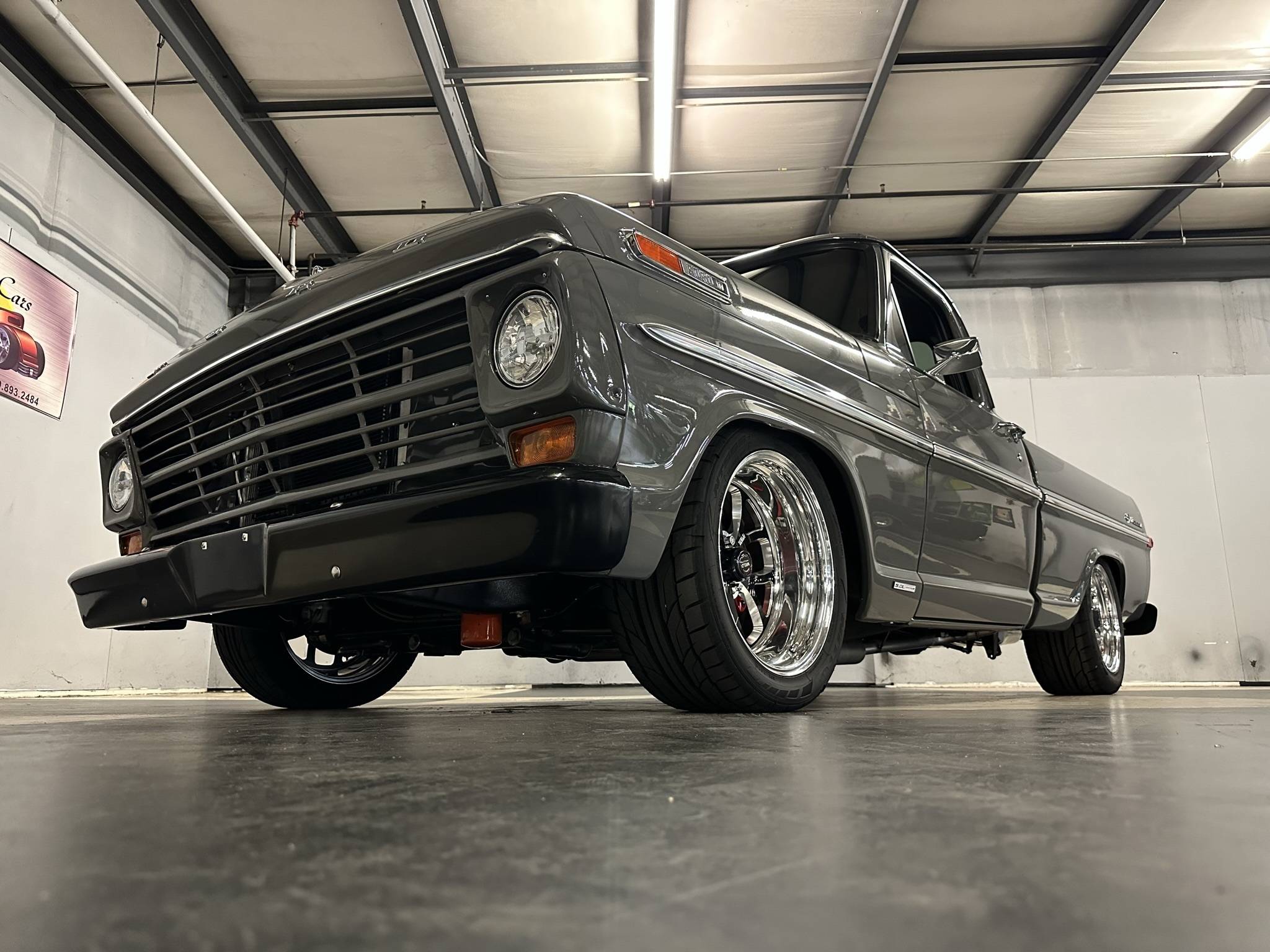 1969 Ford F100 23