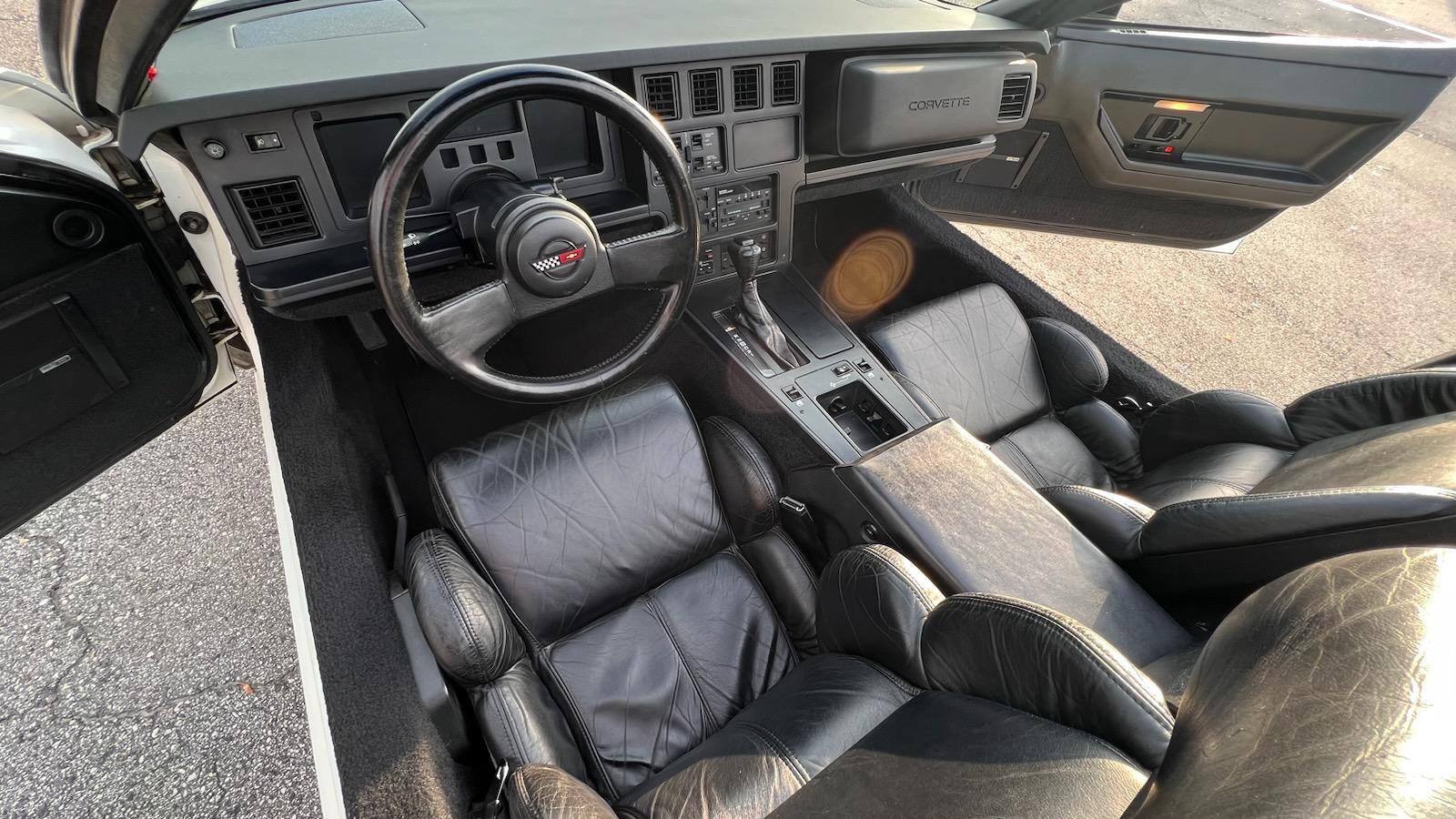 1989 Chevrolet Corvette 34