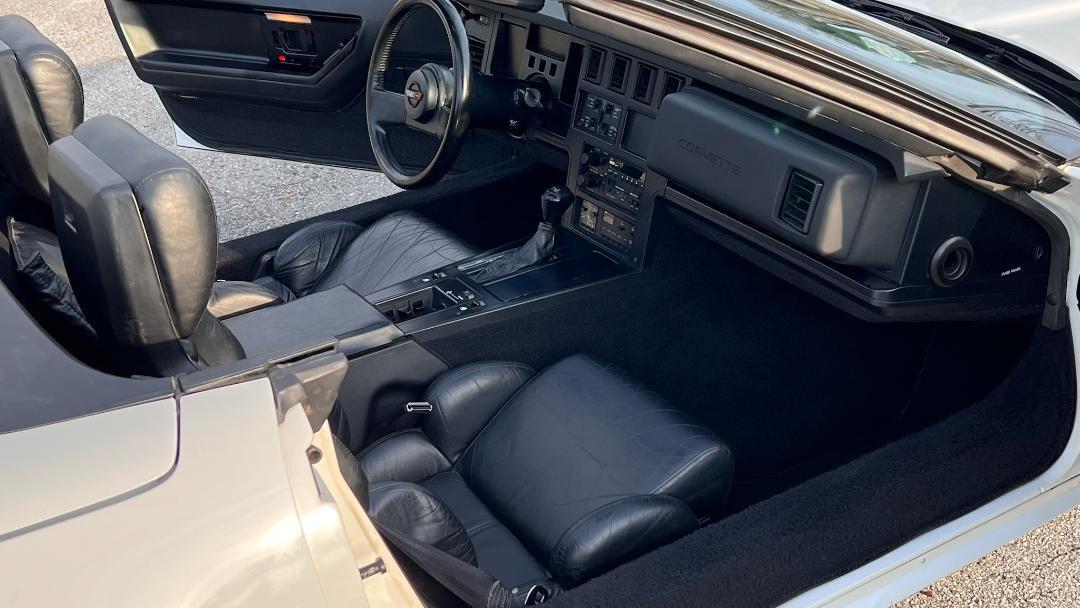 1989 Chevrolet Corvette 41