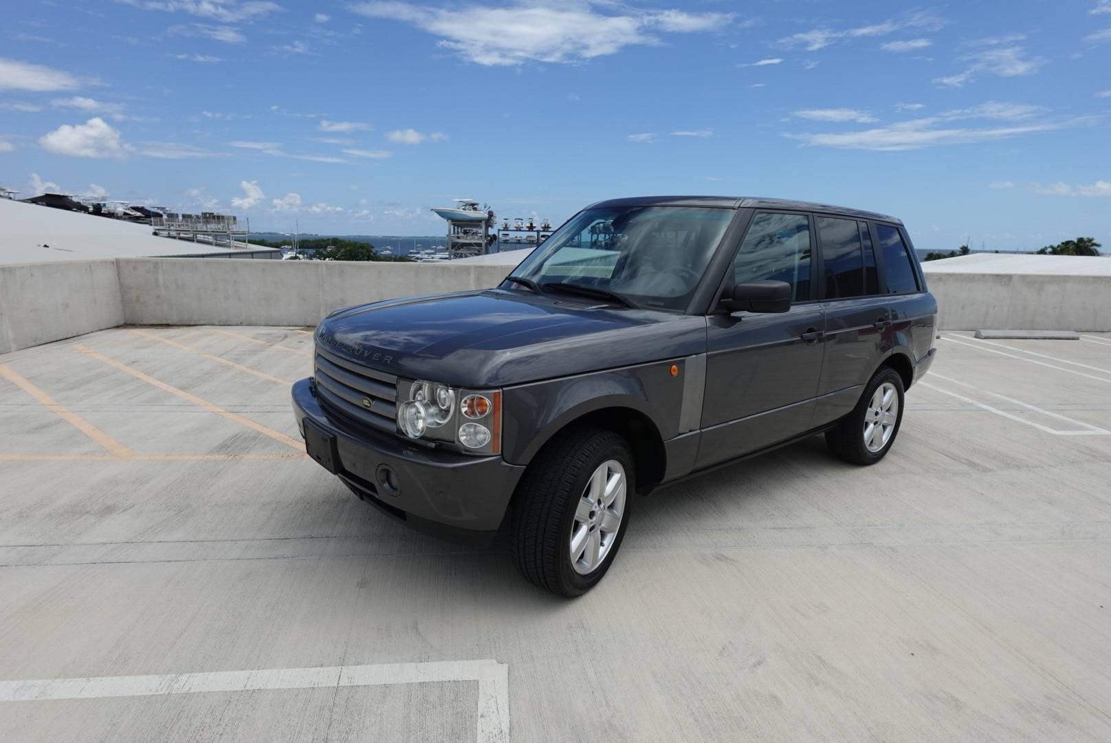 2005 Land Rover L322 32