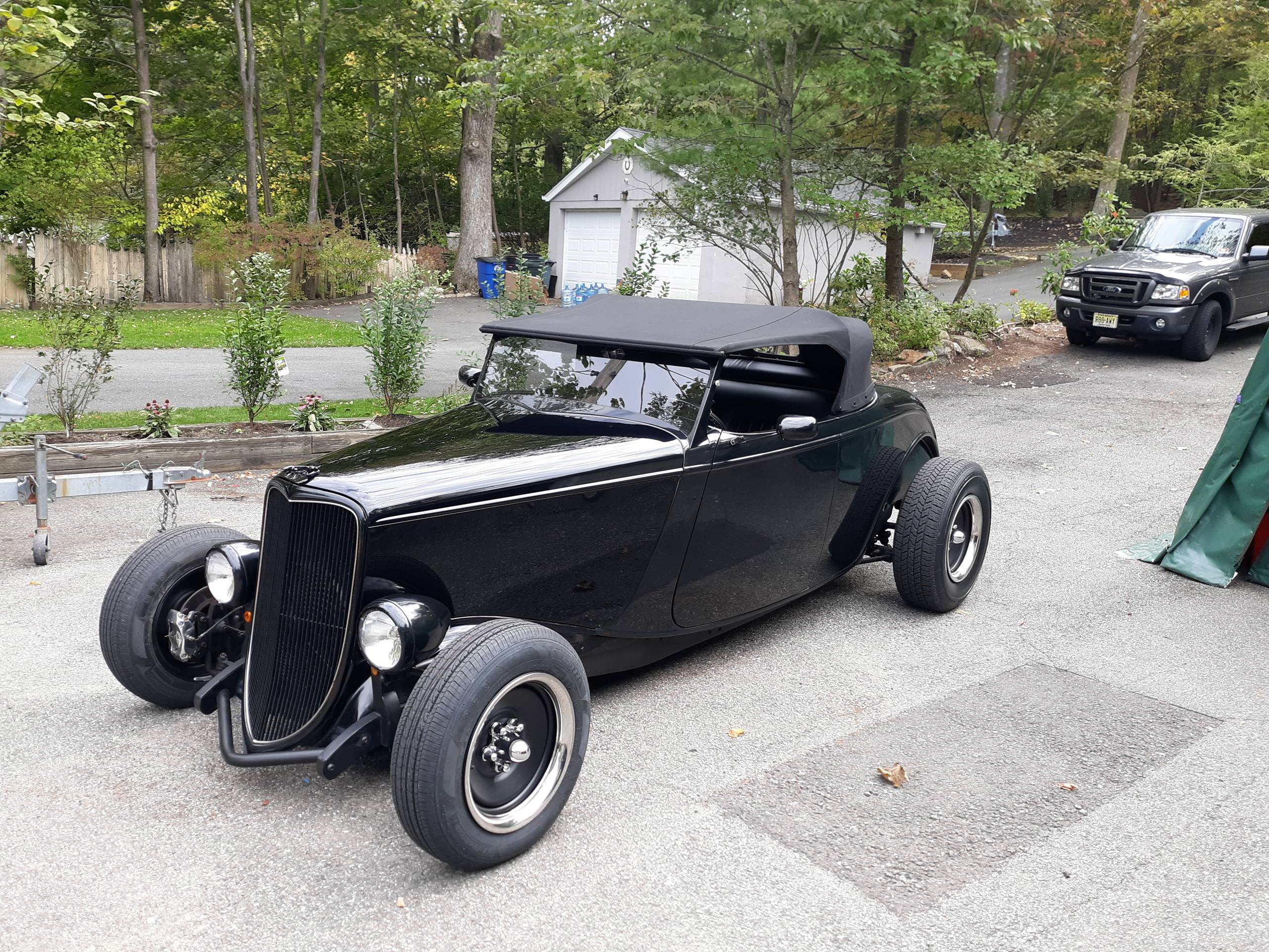 1933 Ford roadster 2