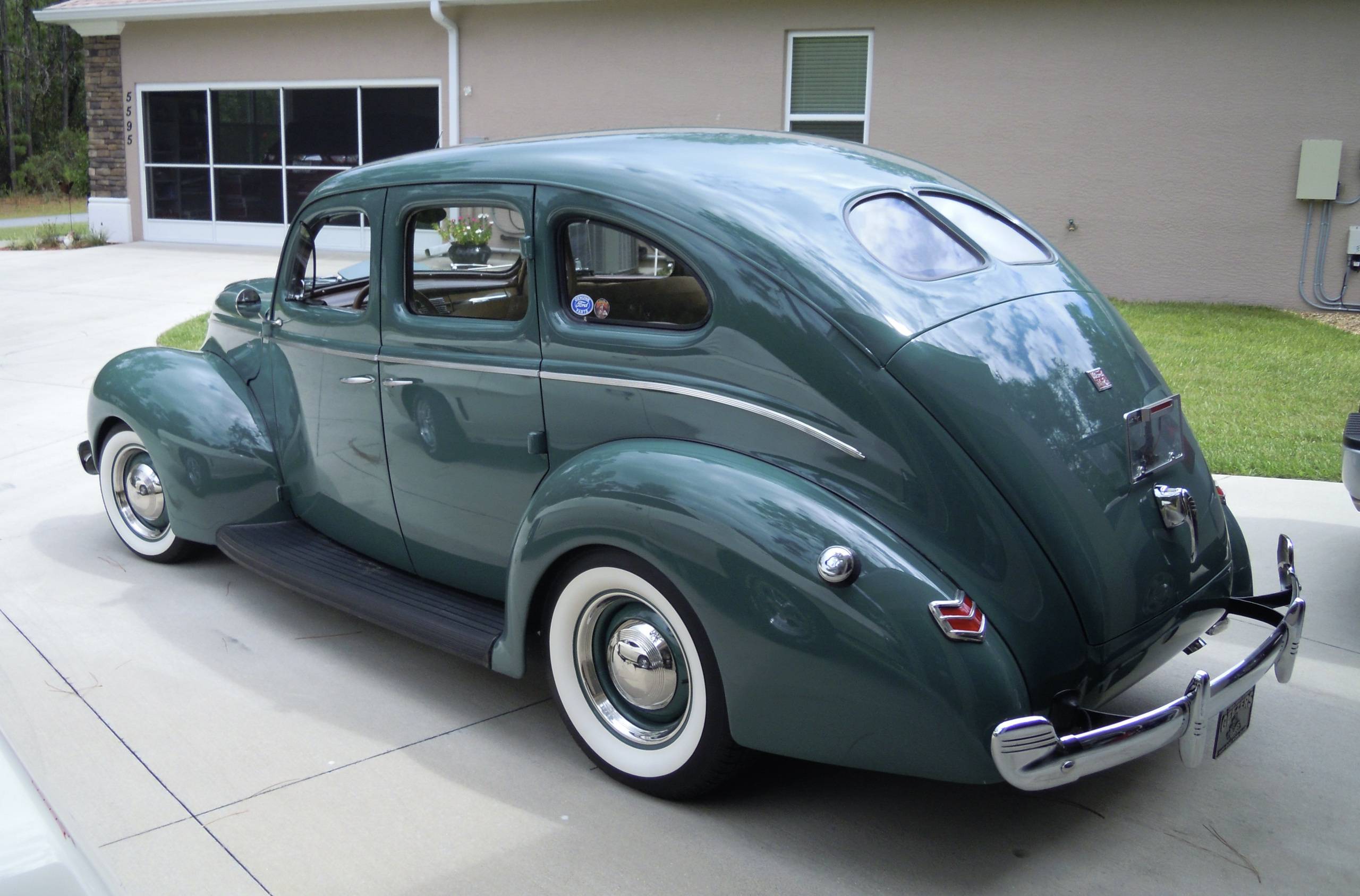 1940 Ford Standard 2