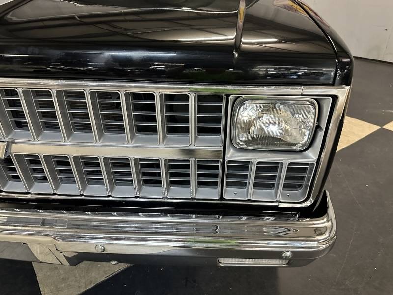 1982 Chevrolet Custom 10 41