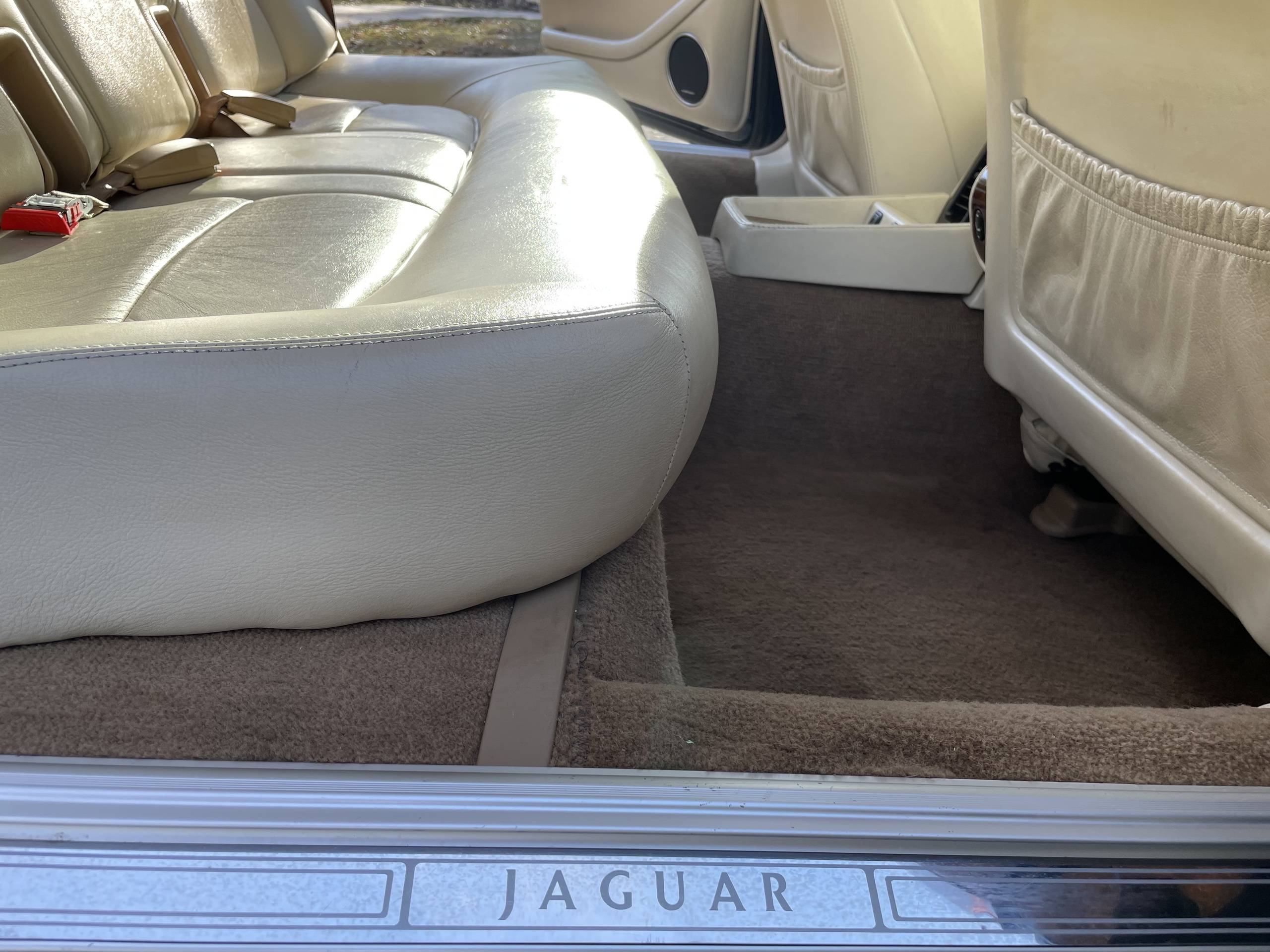 1996 Jaguar XJ12 13