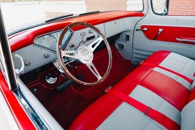 1955 Chevrolet Cameo 4