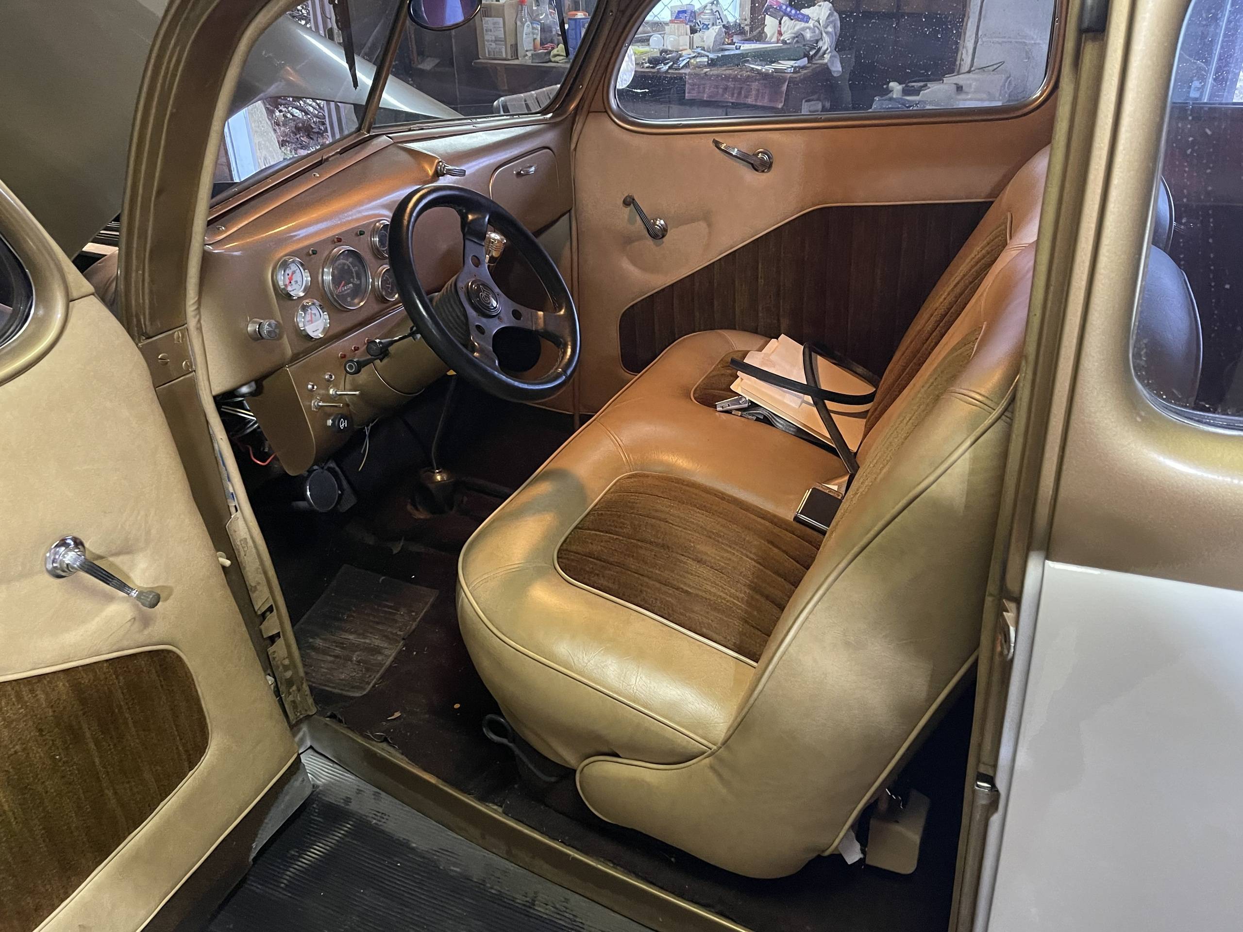 1937 85 2 Door 2