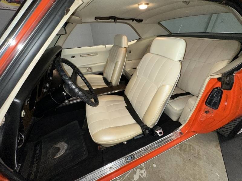 1969 Pontiac Firebird 34