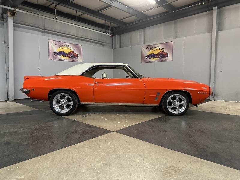 1969 Pontiac Firebird 54
