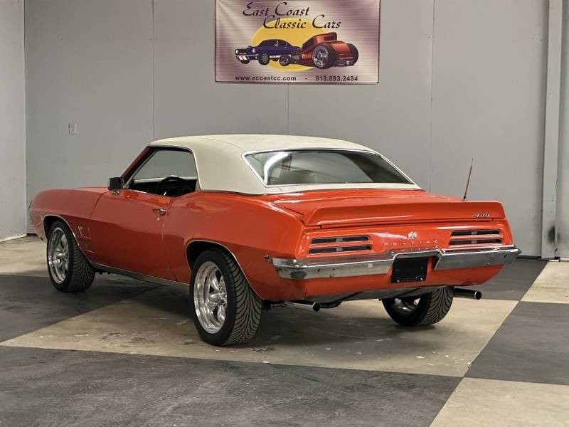 1969 Pontiac Firebird 85