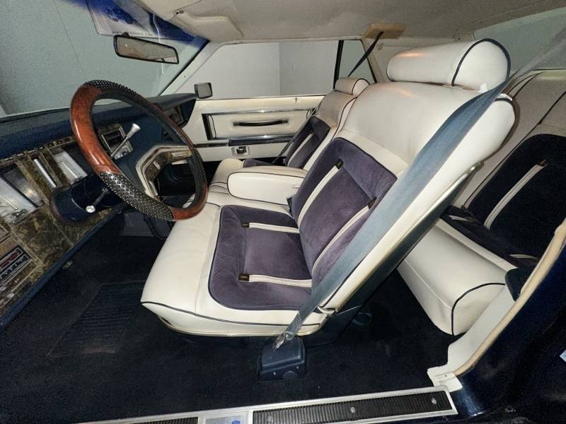 1979 Lincoln Continental 43