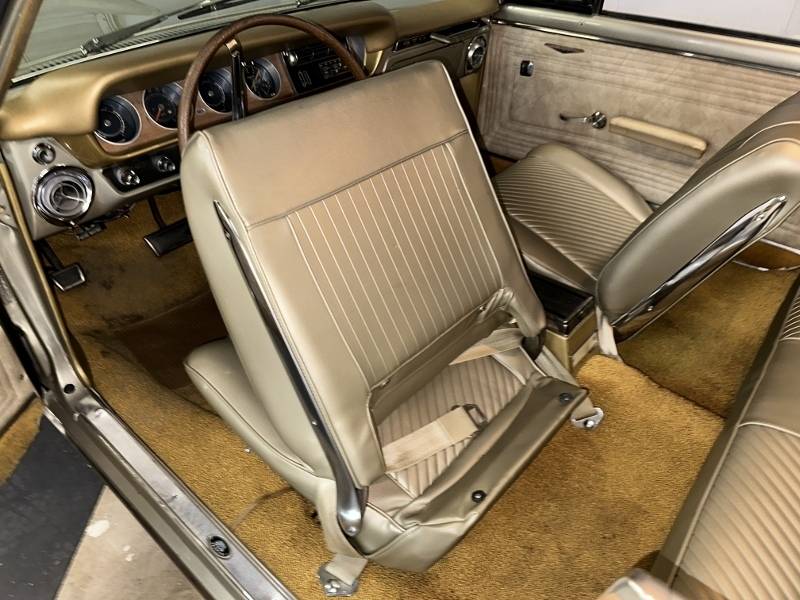 1965 Pontiac GTO 34