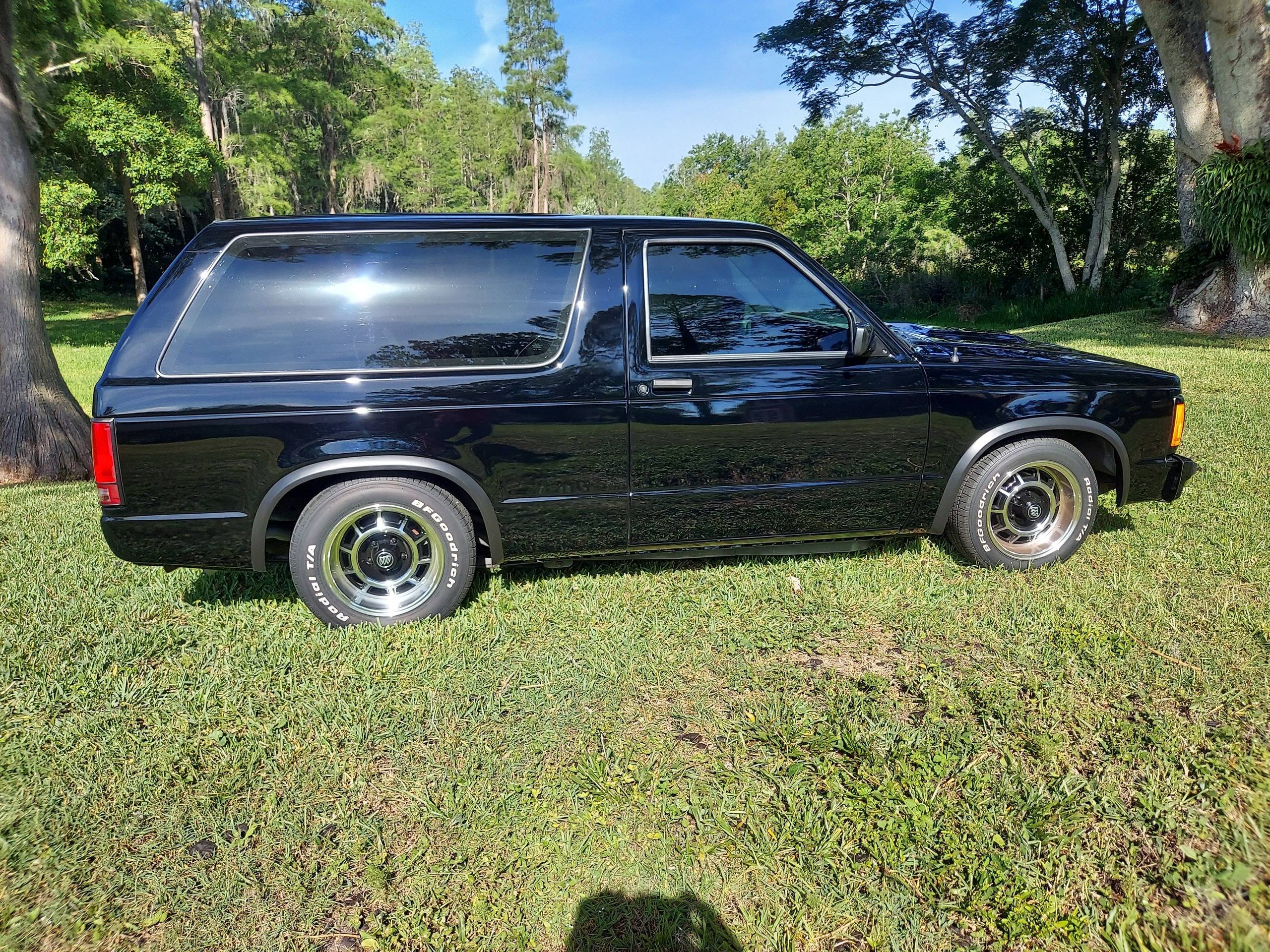1985 Chevrolet S-10 Blazer Sport 8