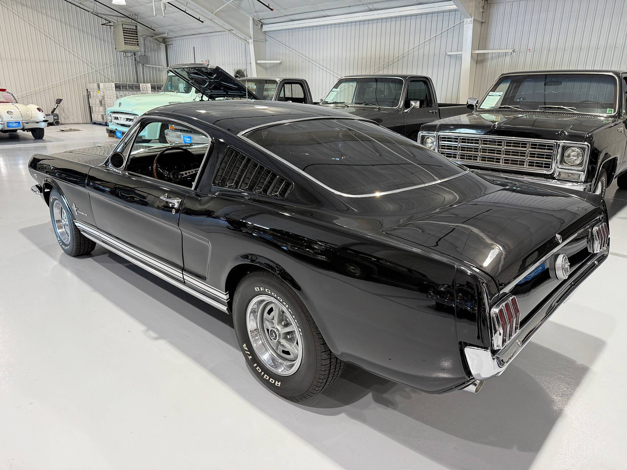 1966 Ford Mustang 2+2 Fastback 4