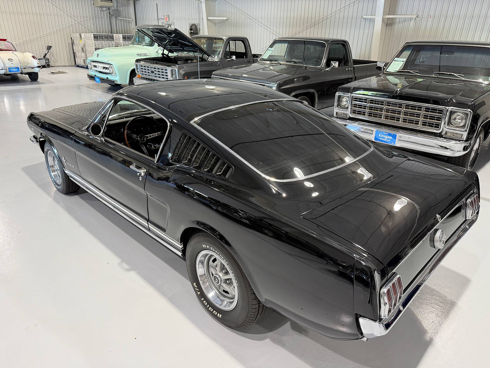 1966 Ford Mustang 2+2 Fastback 5
