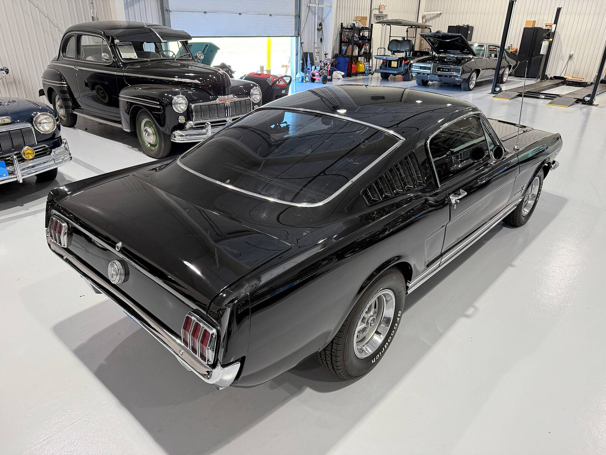 1966 Ford Mustang 2+2 Fastback 9