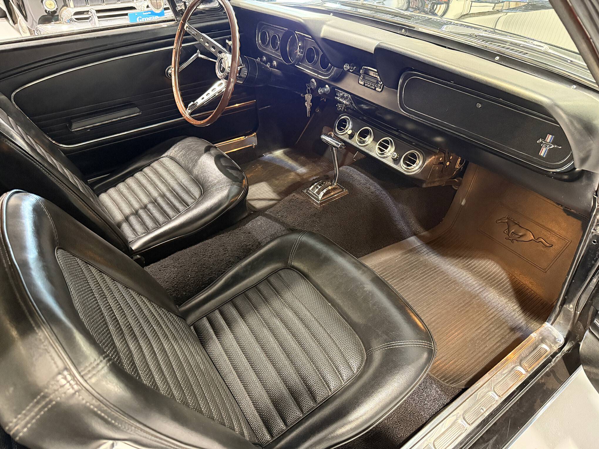 1966 Ford Mustang 2+2 Fastback 27