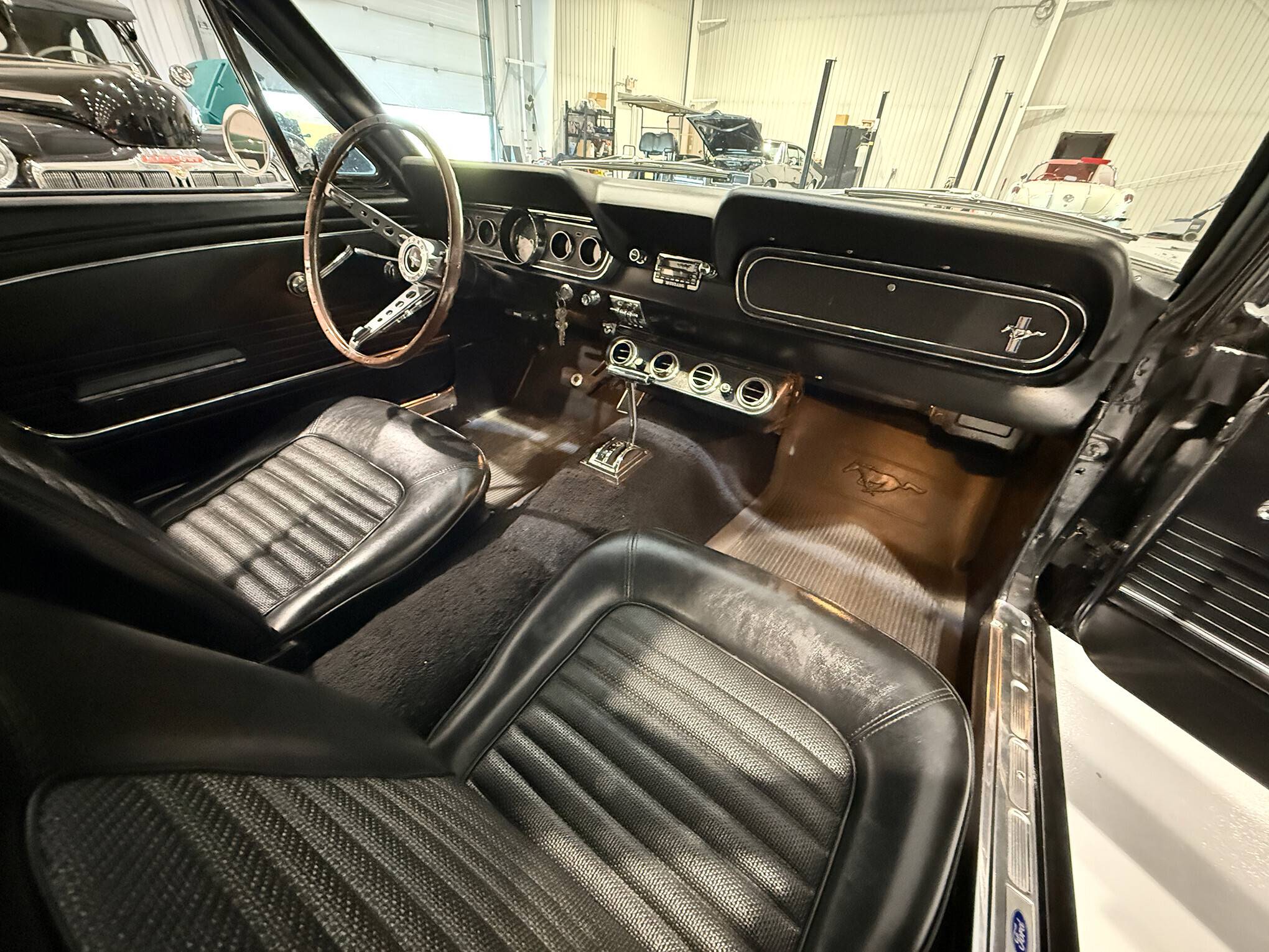 1966 Ford Mustang 2+2 Fastback 26