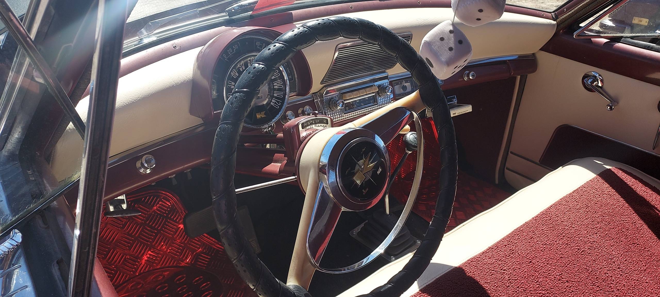 1953 Kaiser Manhattan 14
