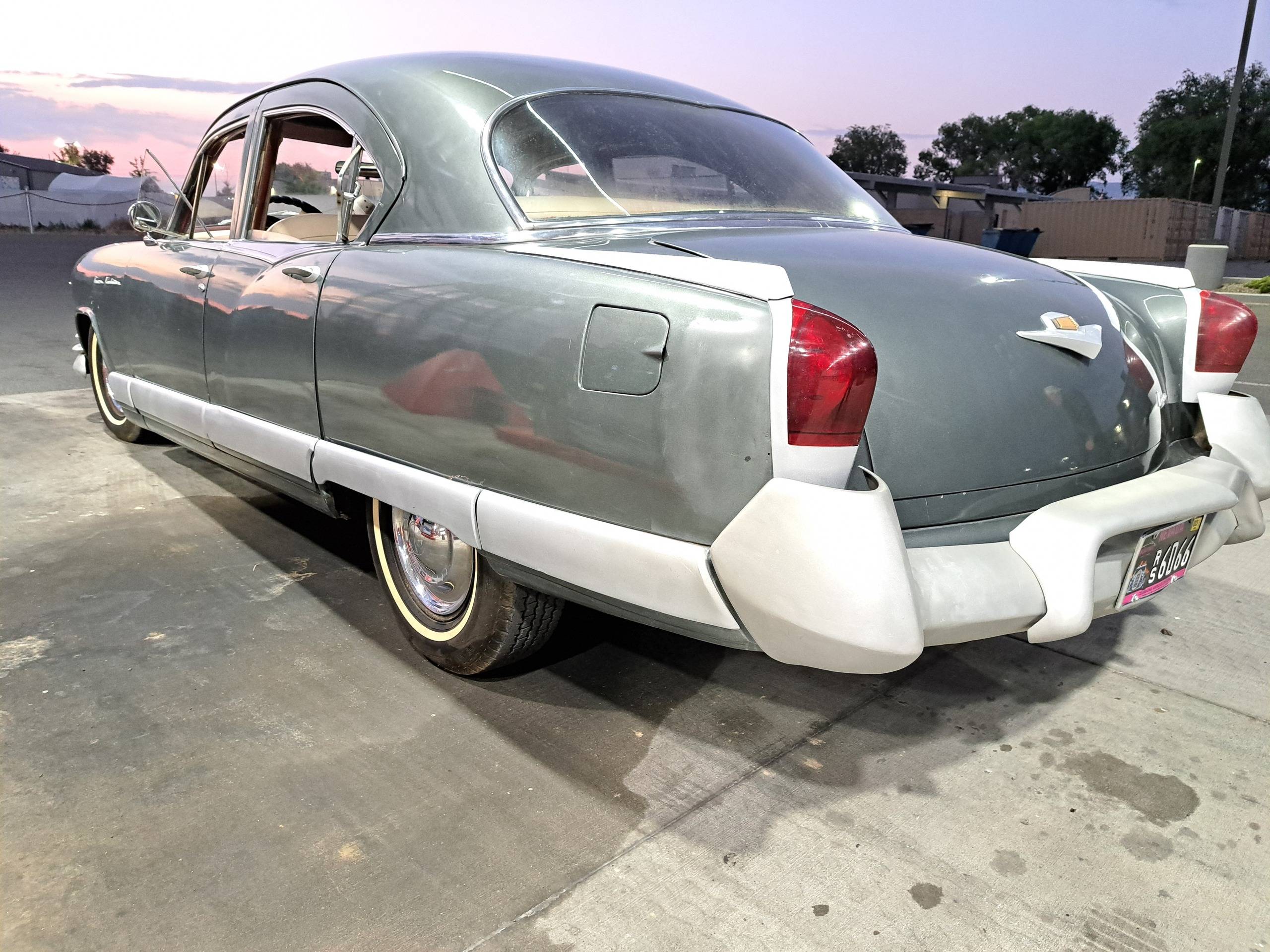 1953 Kaiser Manhattan 12
