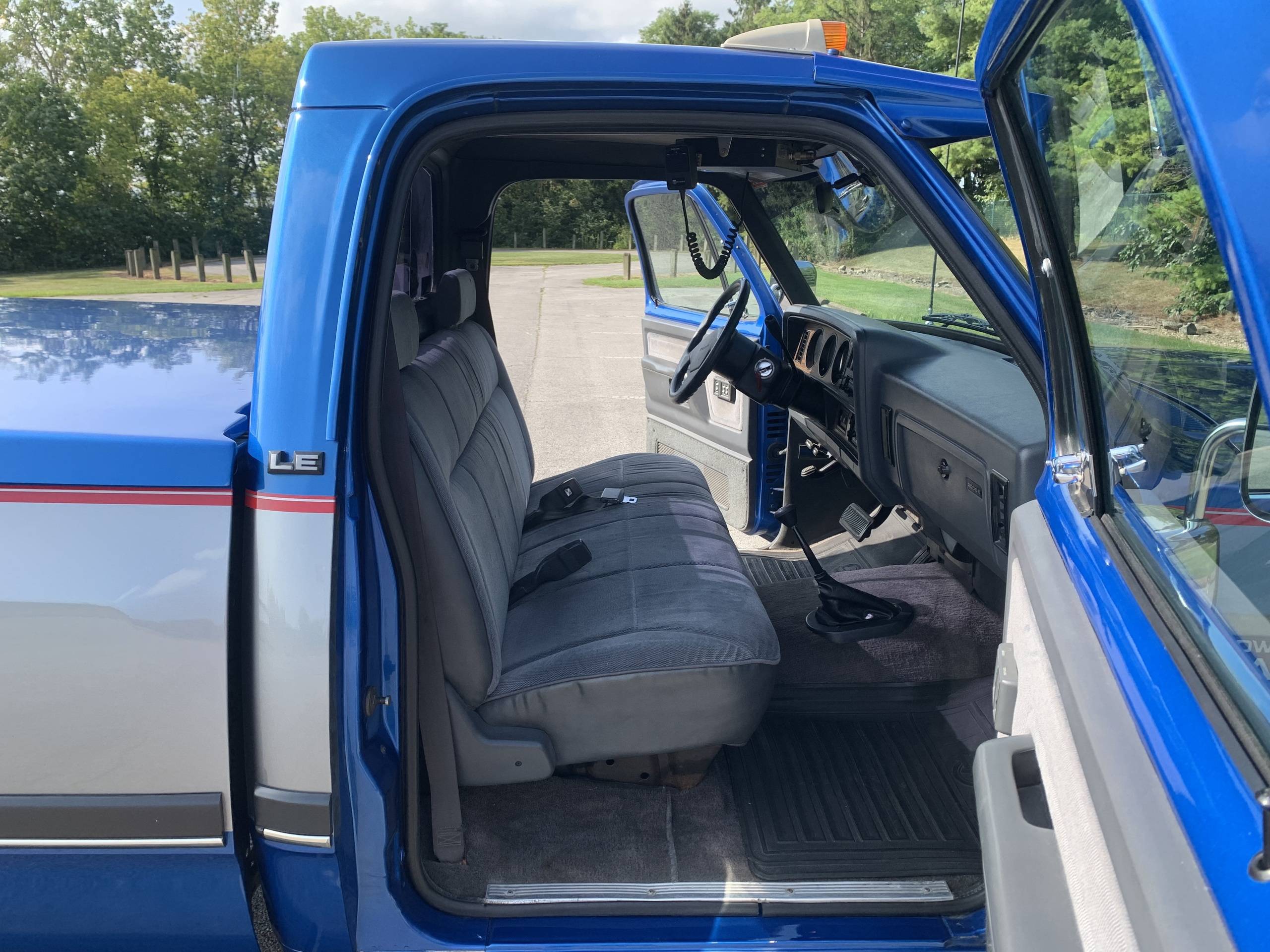 1992 Dodge W250 13