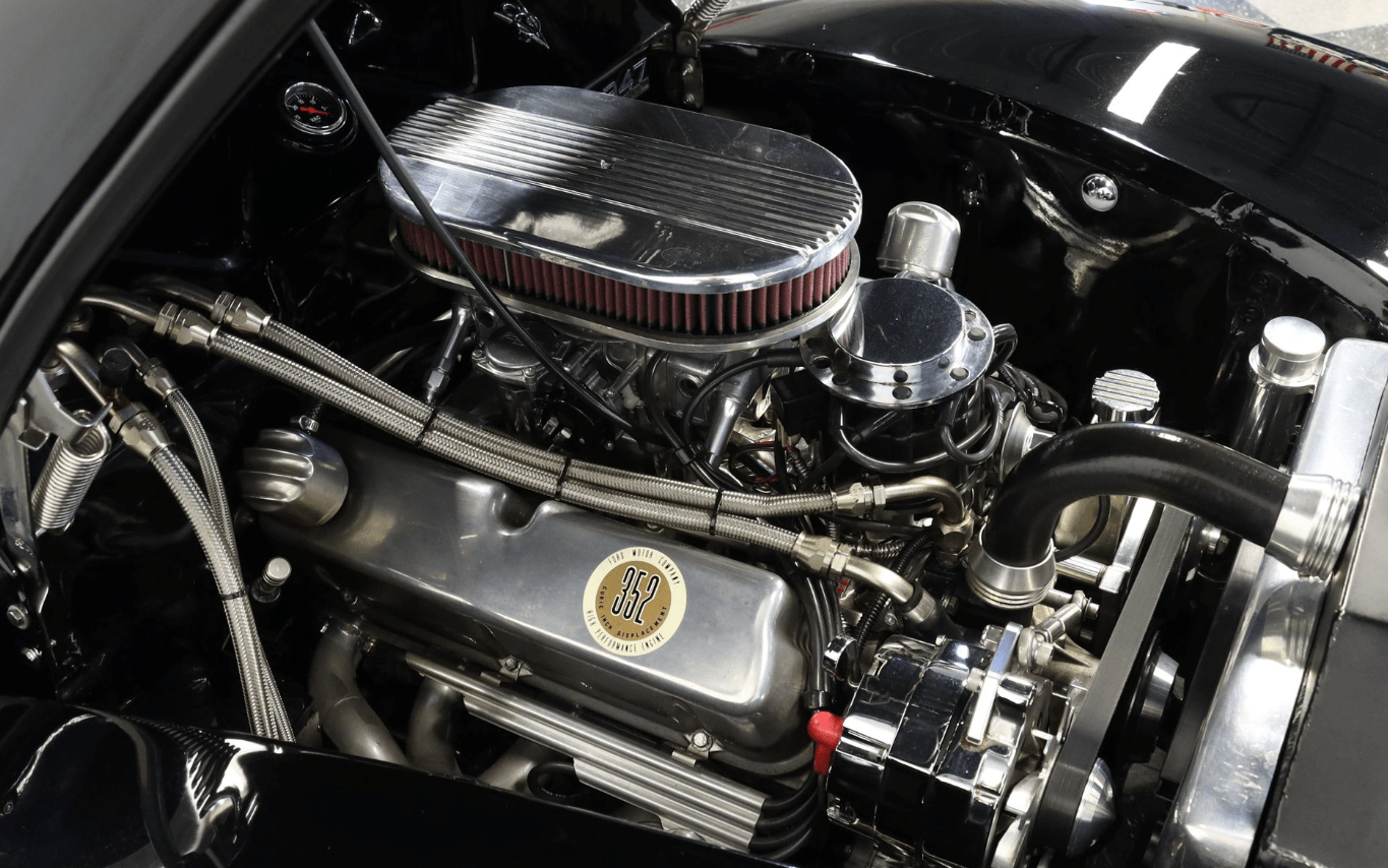 1940 Deluxe Coupe 32
