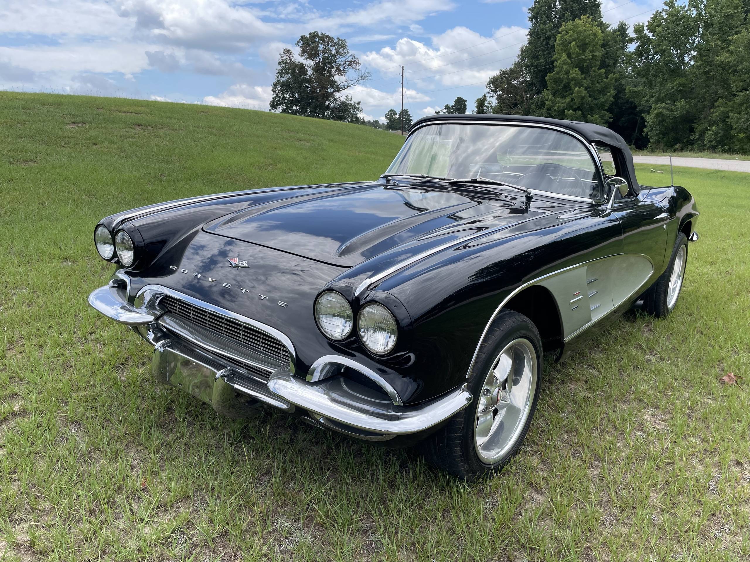 1961 Chevrolet Corvette 8