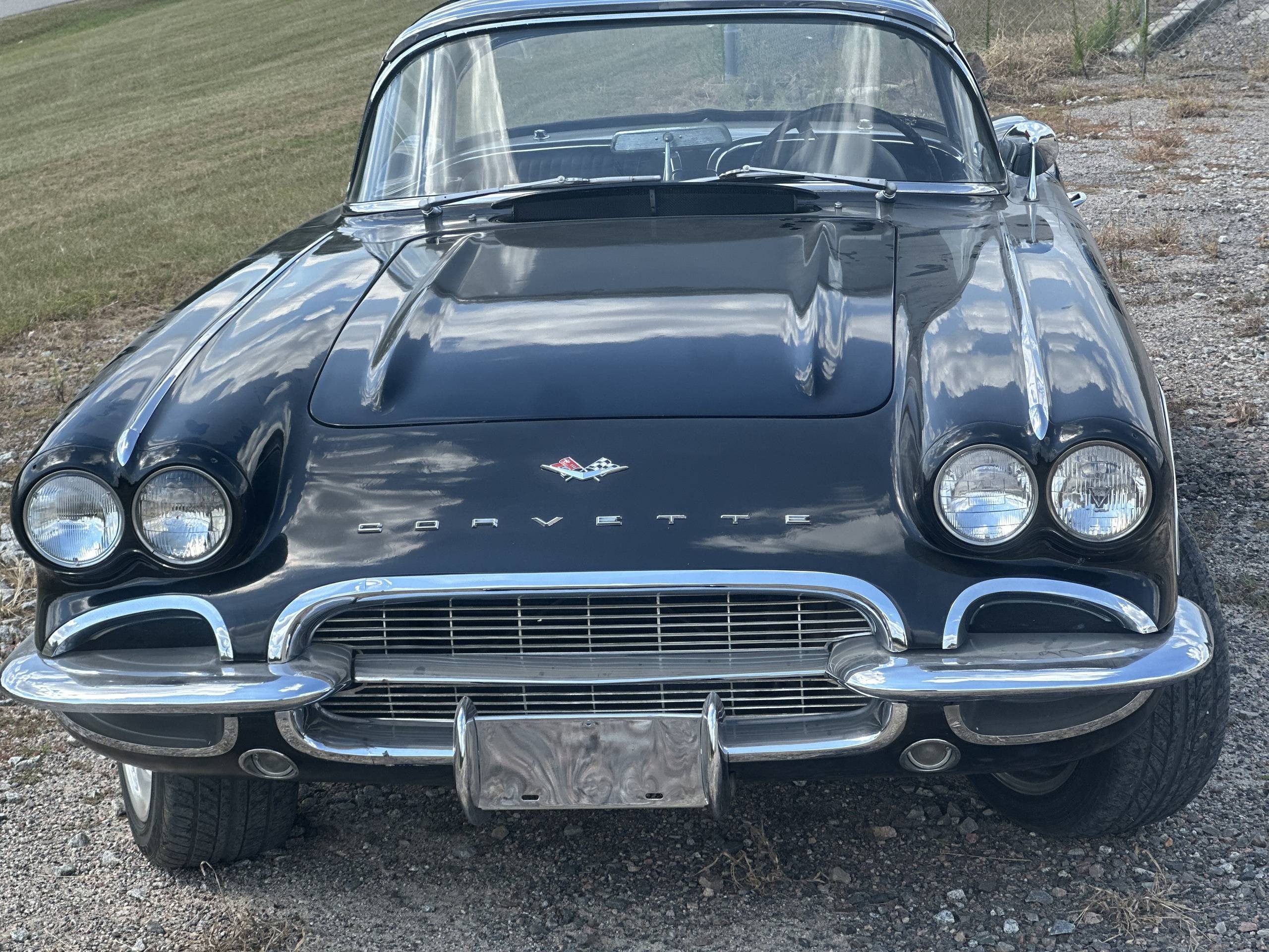 1961 Chevrolet Corvette 15