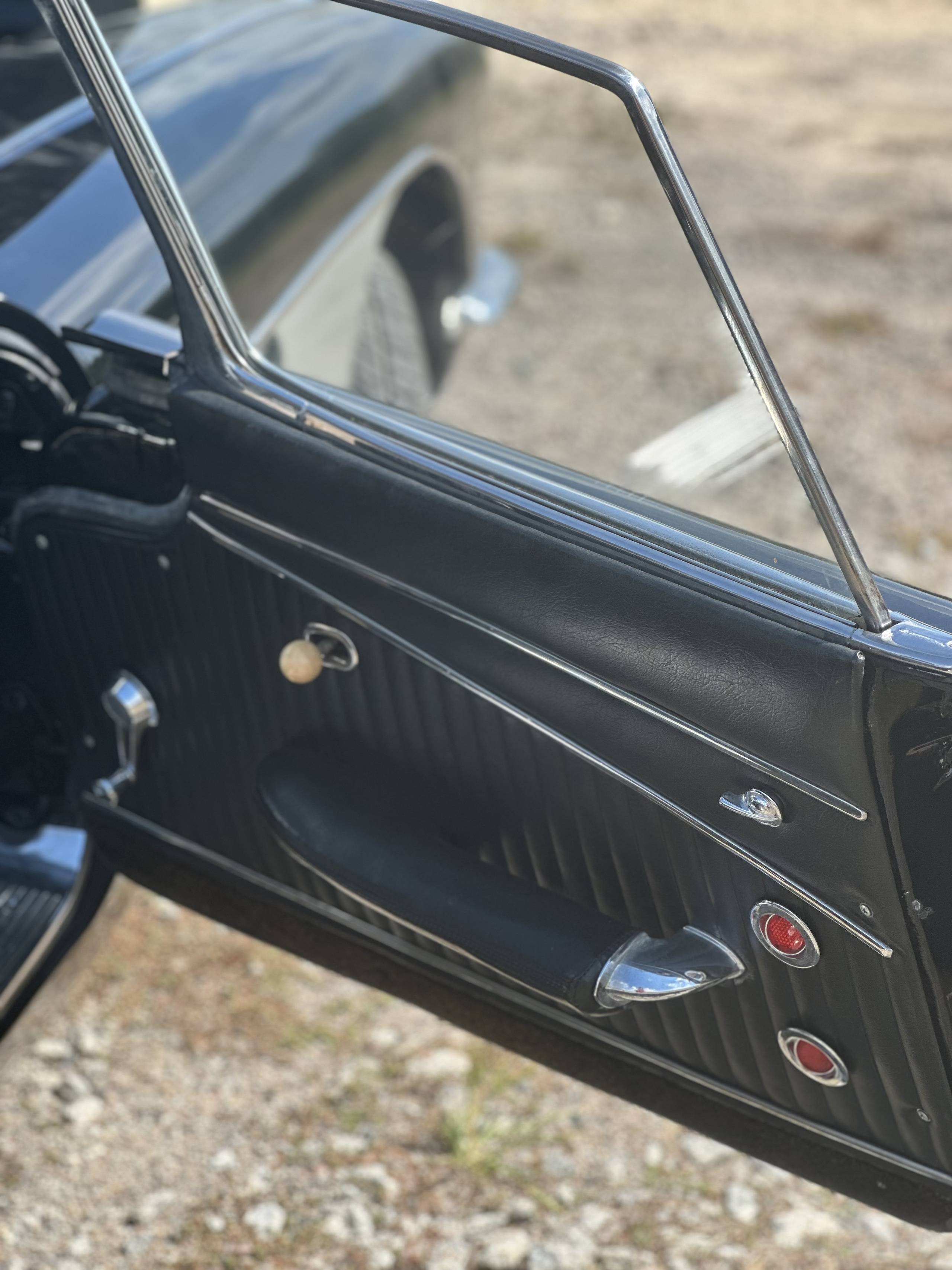 1961 Chevrolet Corvette 56