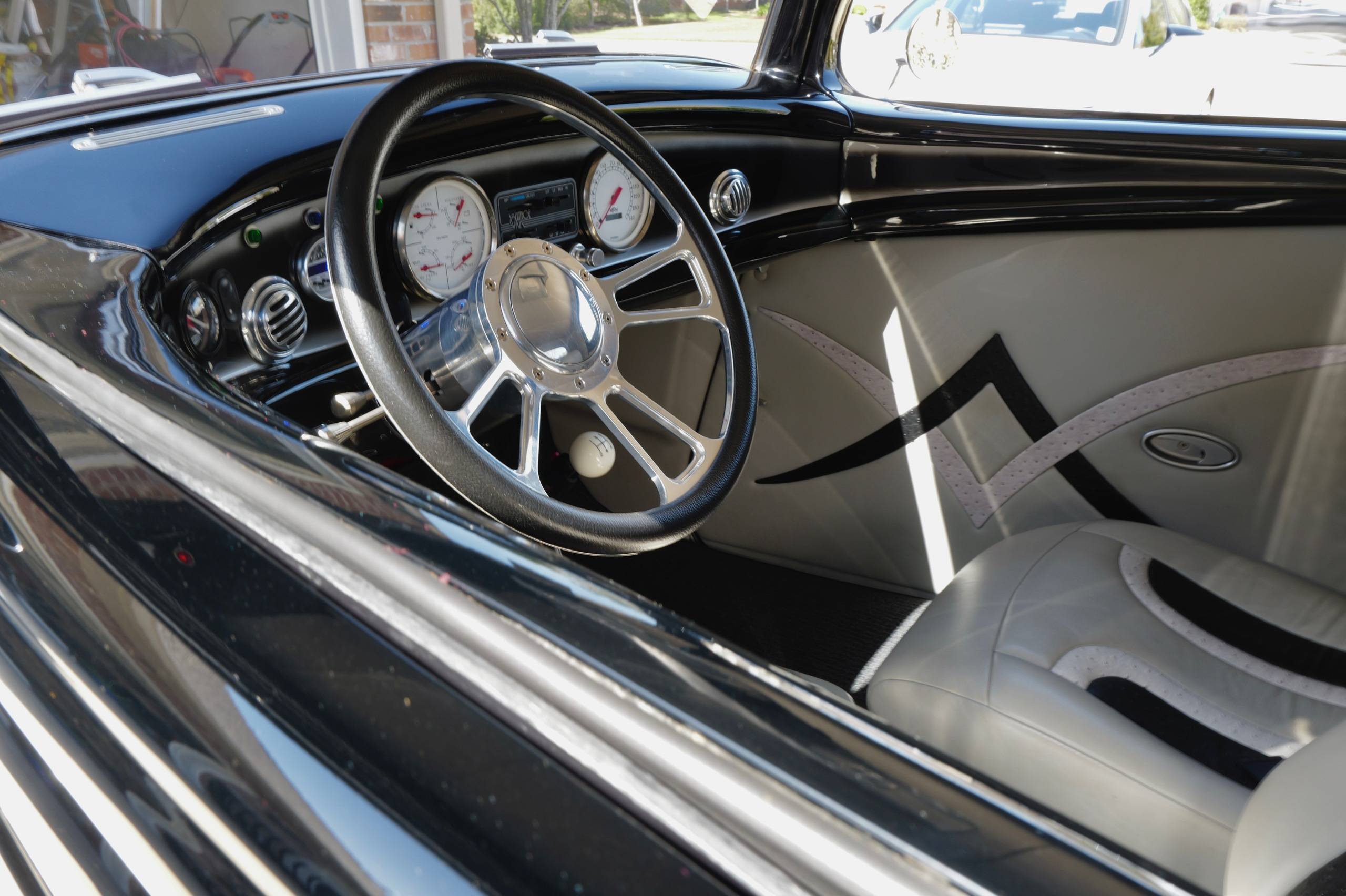1933 Ford Coupe 12