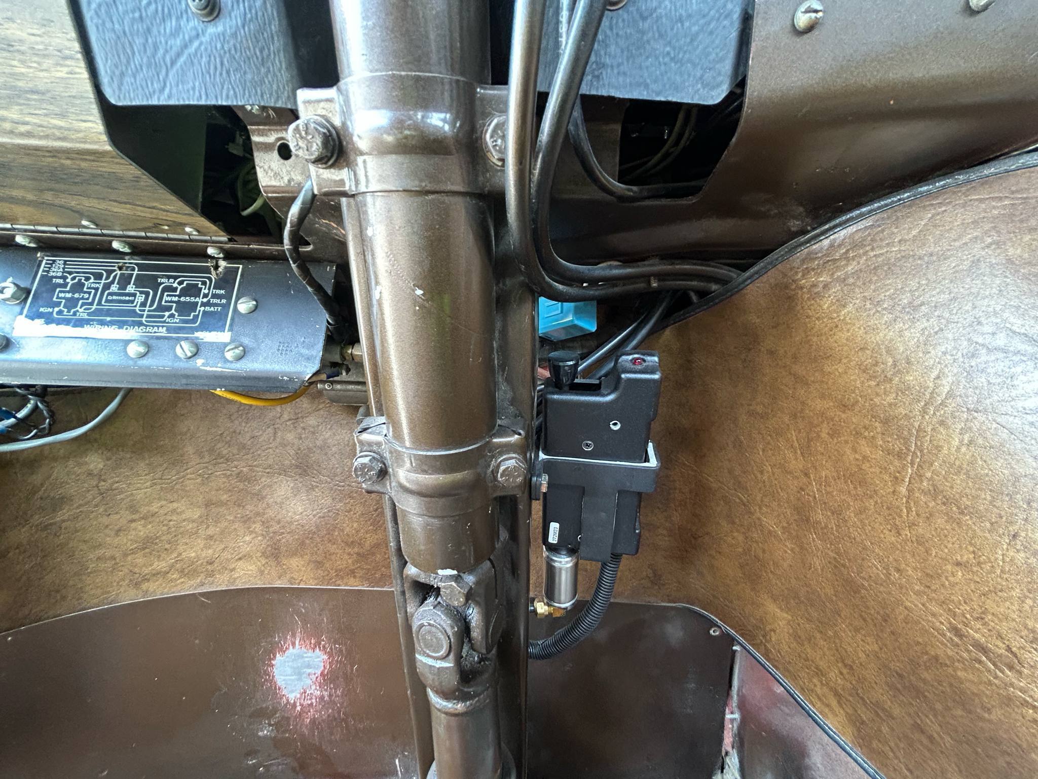 1974 Freightliner  White 19