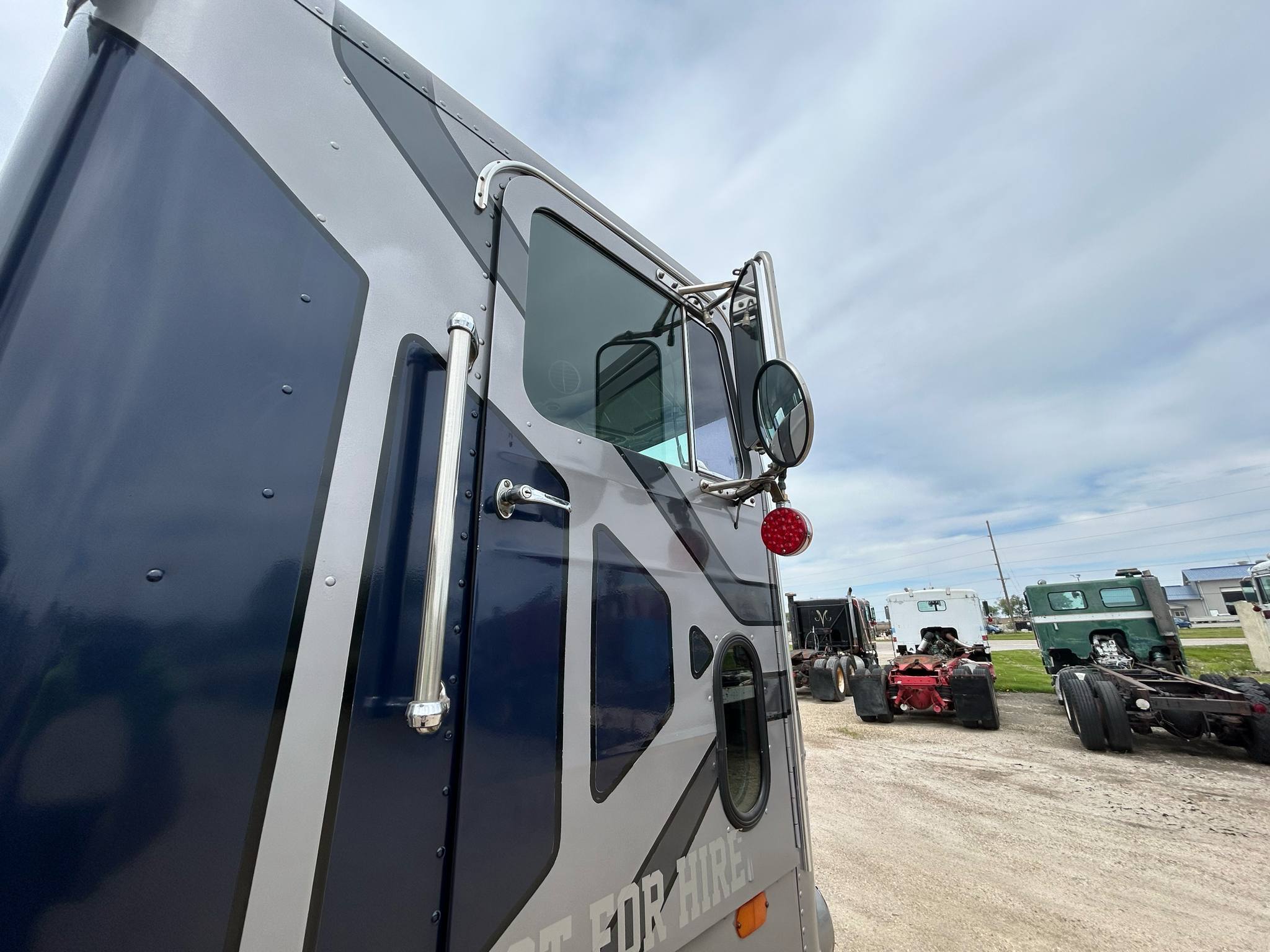 1974 Freightliner  White 11