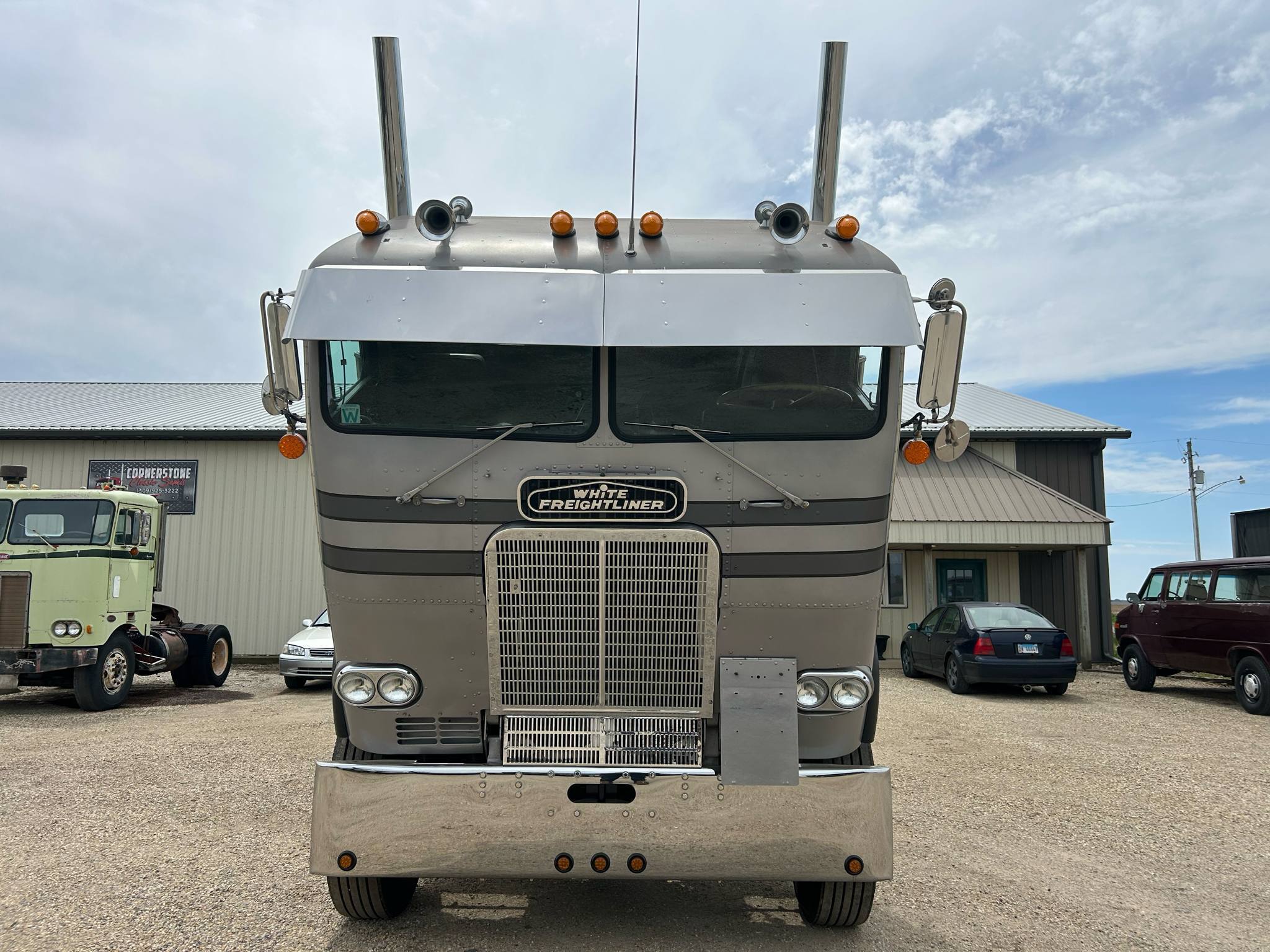 1974 Freightliner  White 2
