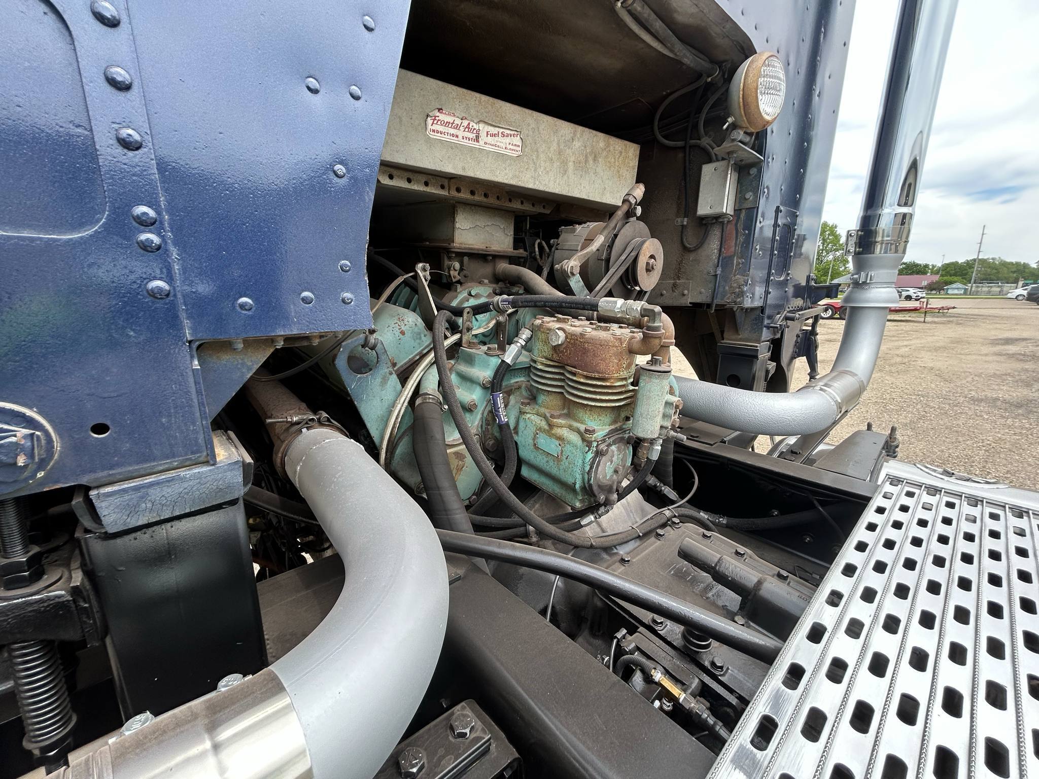 1974 Freightliner  White 6