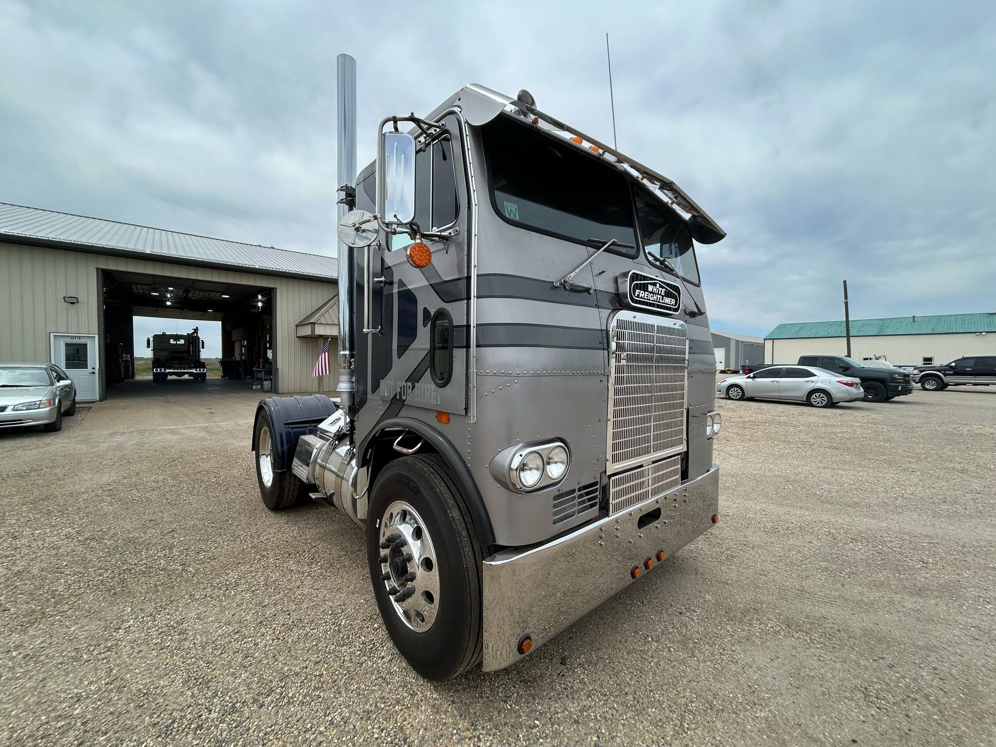 1974 Freightliner  White 4