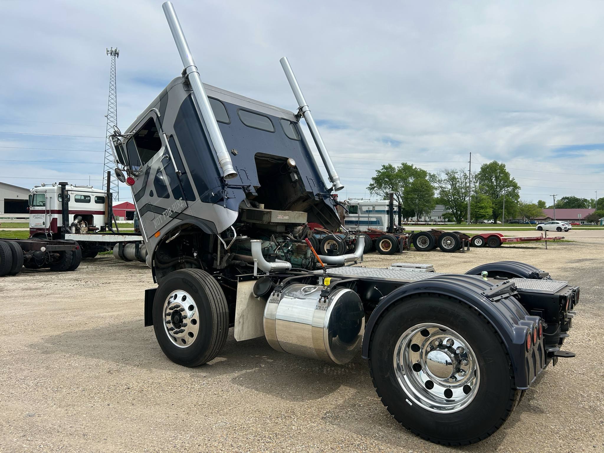 1974 Freightliner  White 40