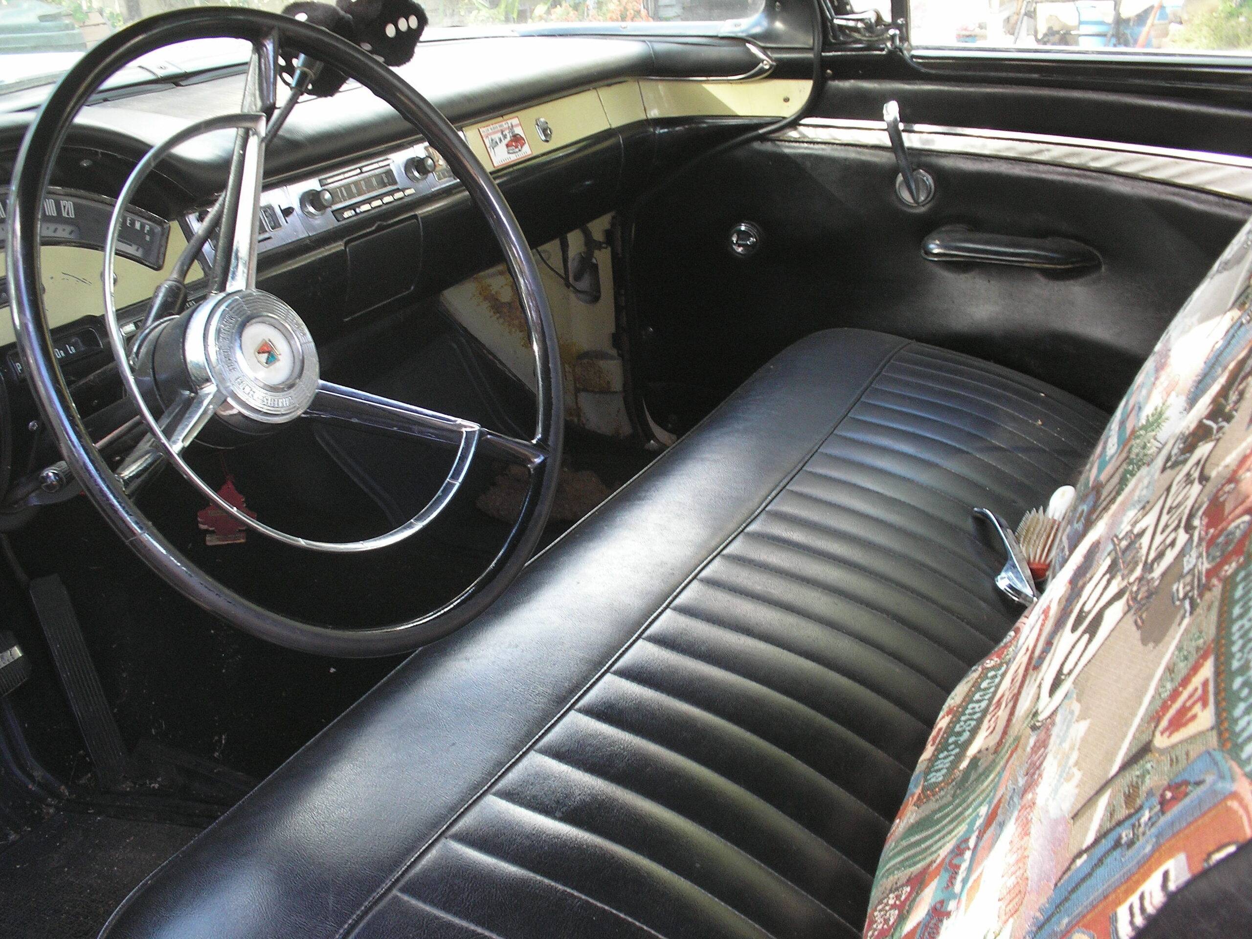 1957 Ford Fairlane 4