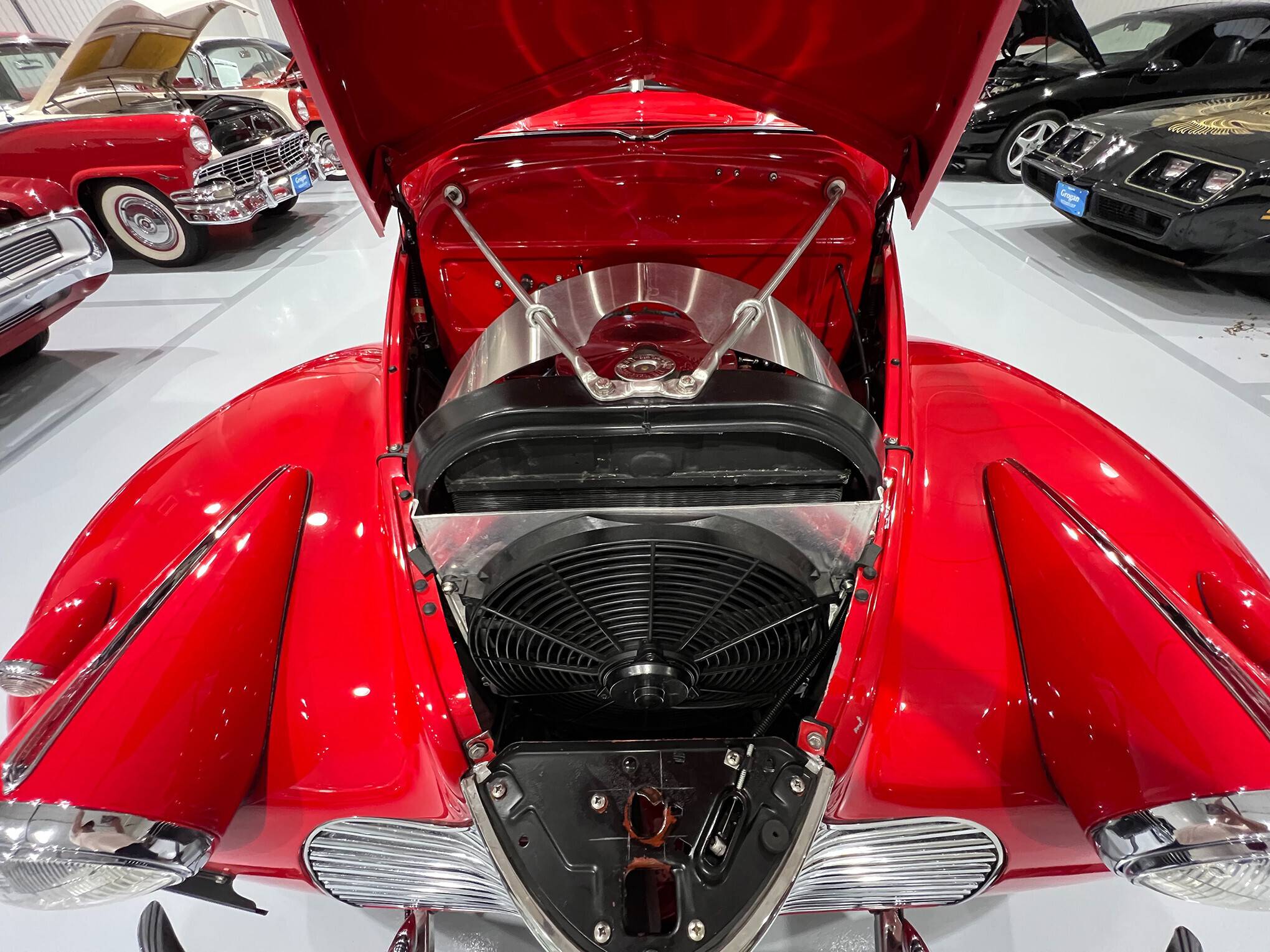 1940 Chevrolet Master 85 Resto-Mod 30