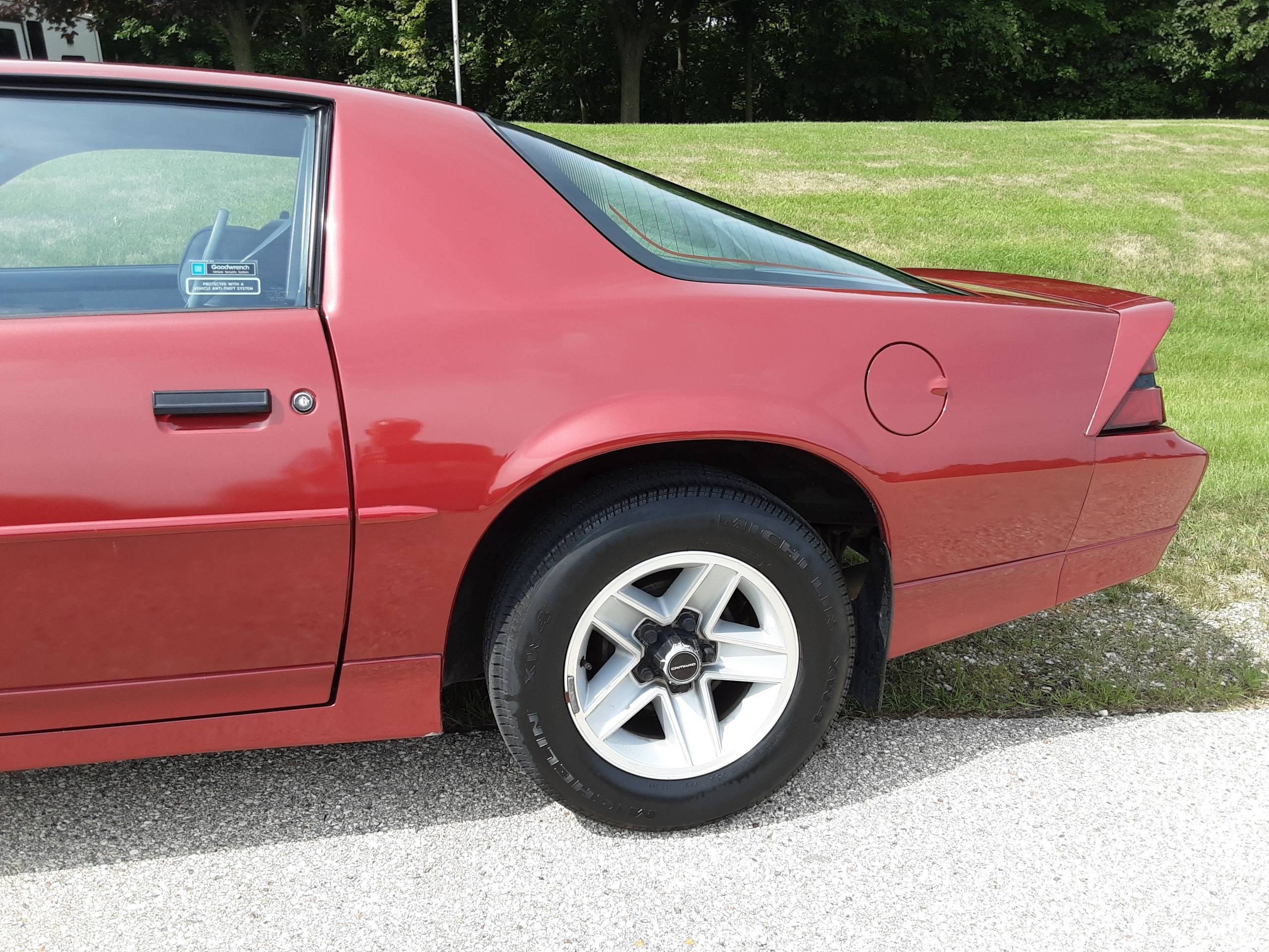 1990 Chevrolet Camaro 6