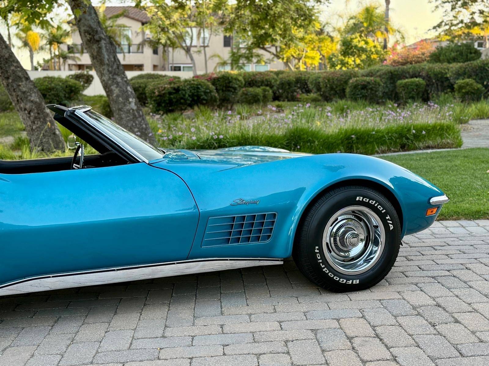 1971 Chevrolet Corvette 13