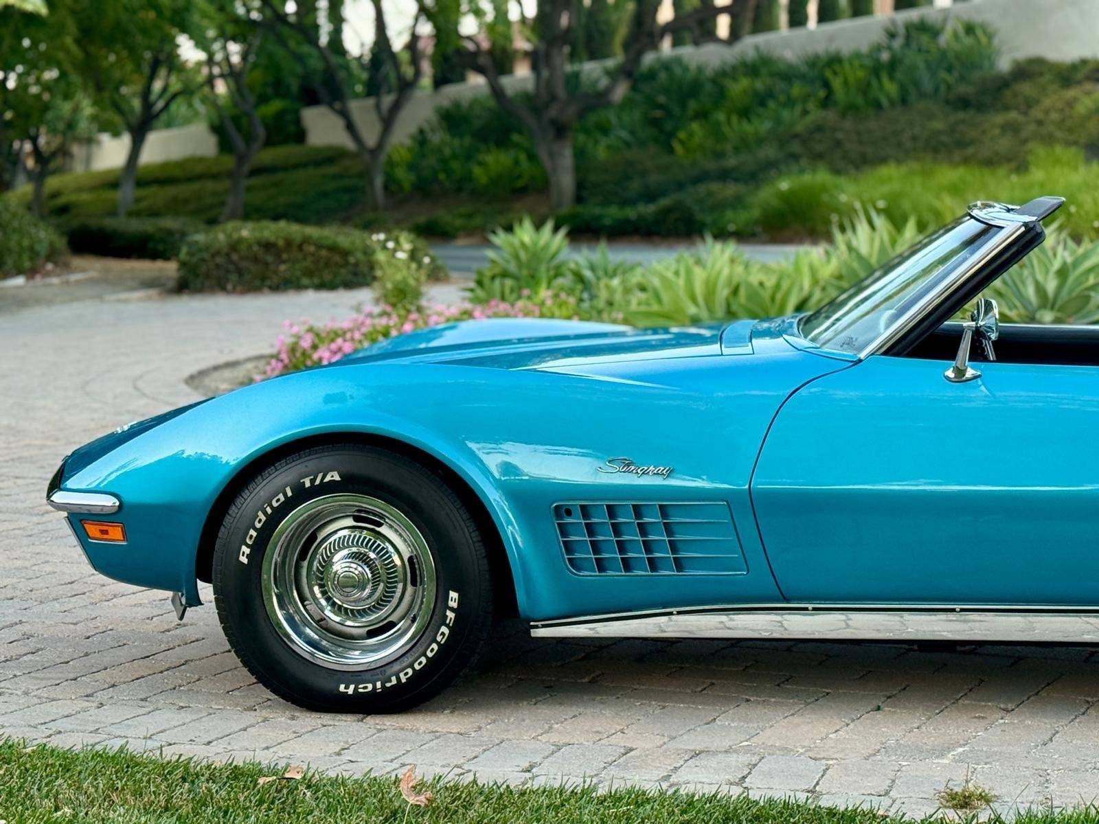 1971 Chevrolet Corvette 3