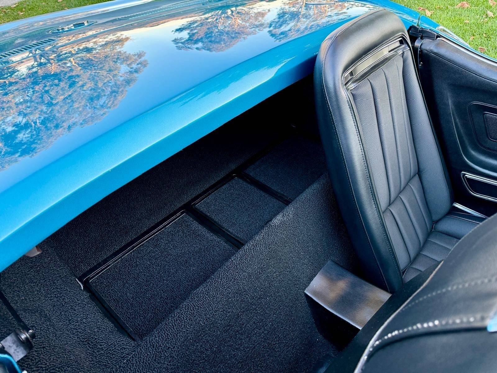 1971 Chevrolet Corvette 36