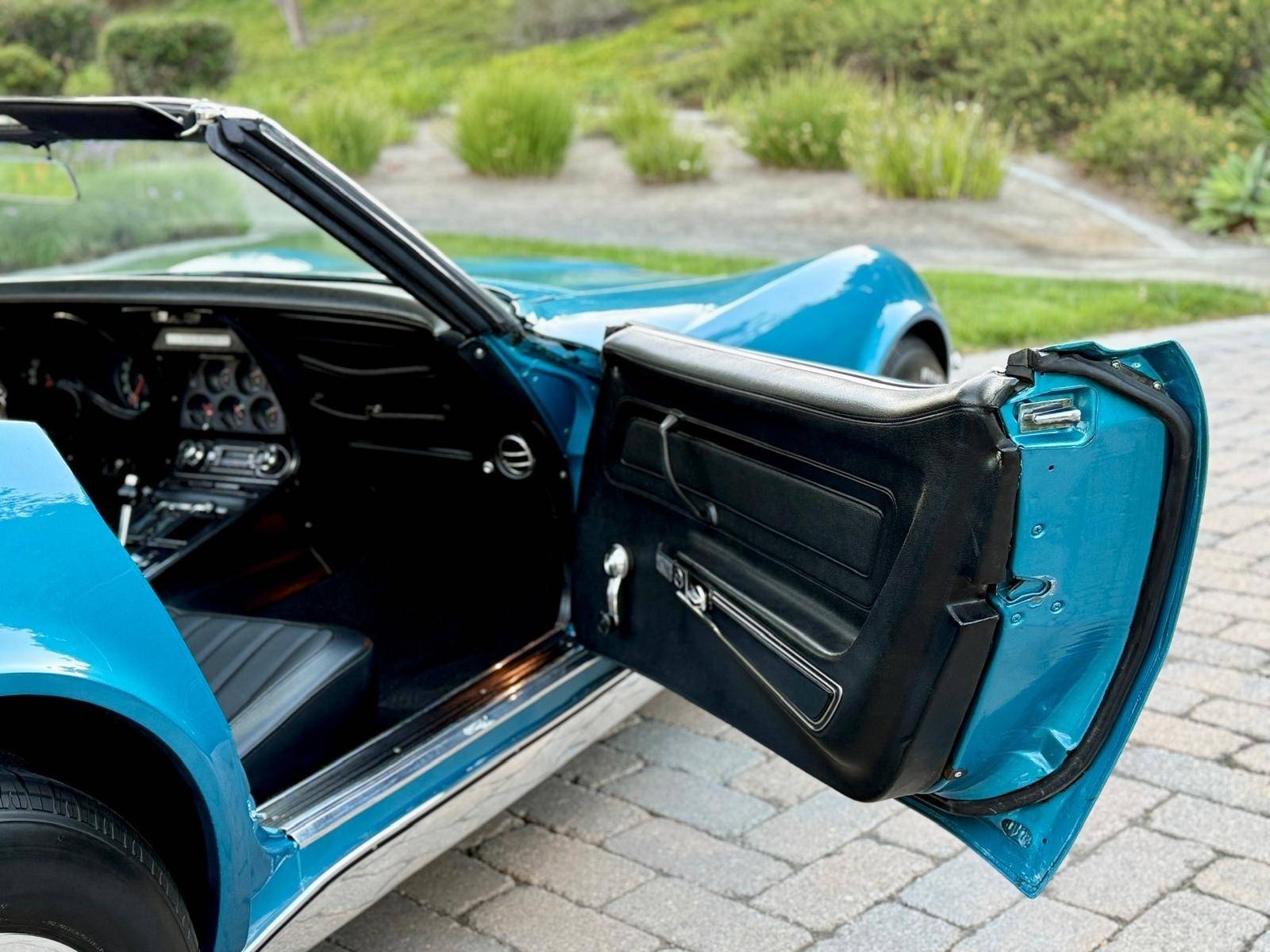 1971 Chevrolet Corvette 32