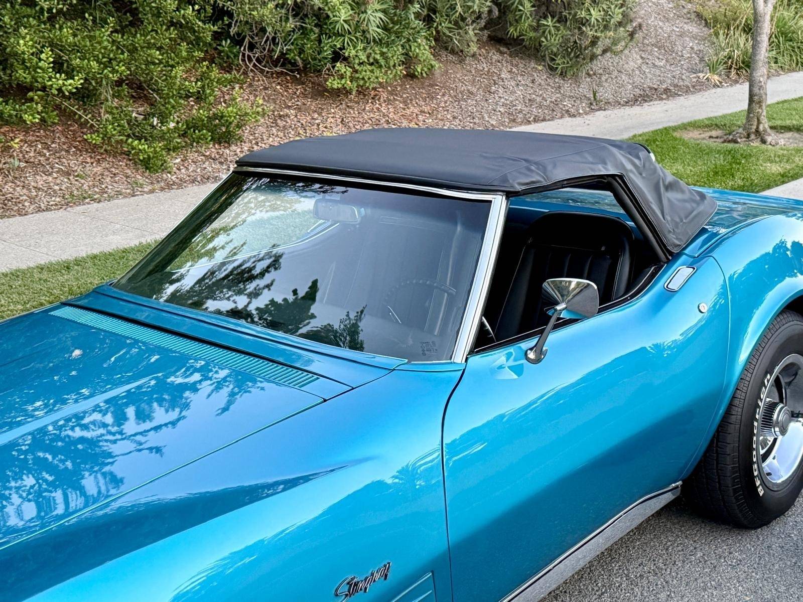 1971 Chevrolet Corvette 24
