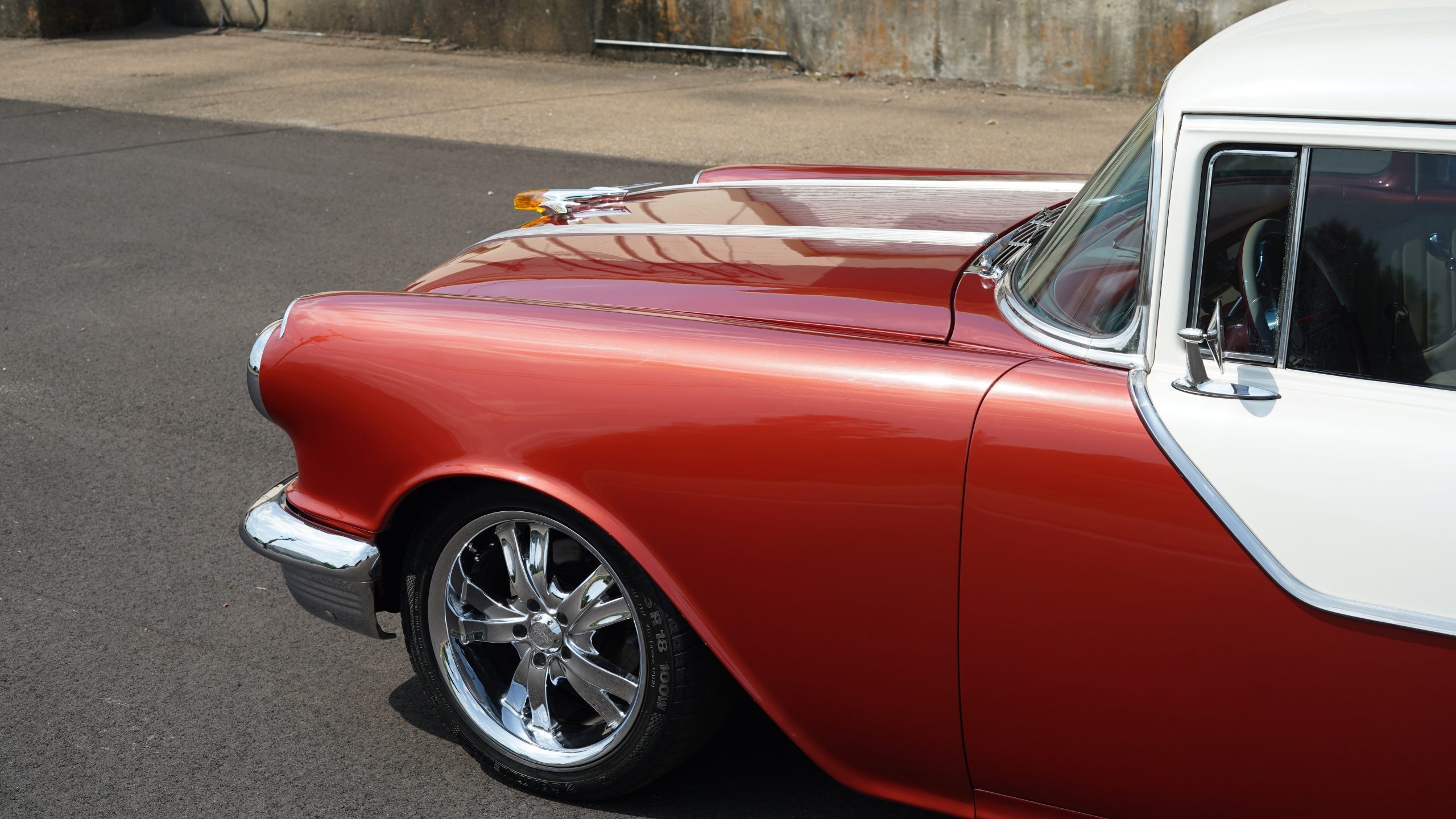 1955 Pontiac Chieftain Station Wagon 24