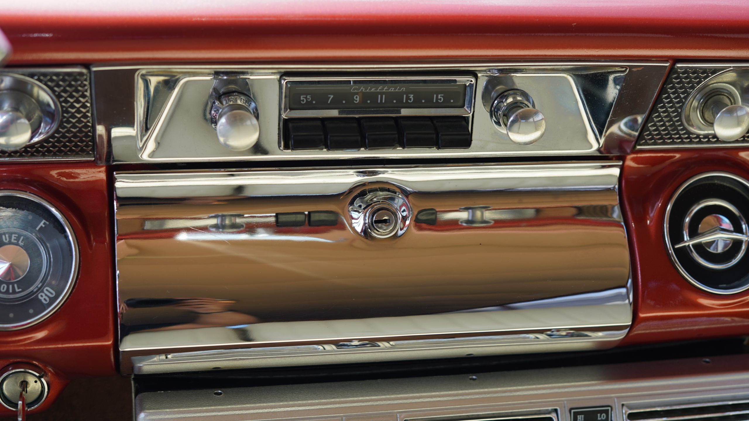 1955 Pontiac Chieftain Station Wagon 38