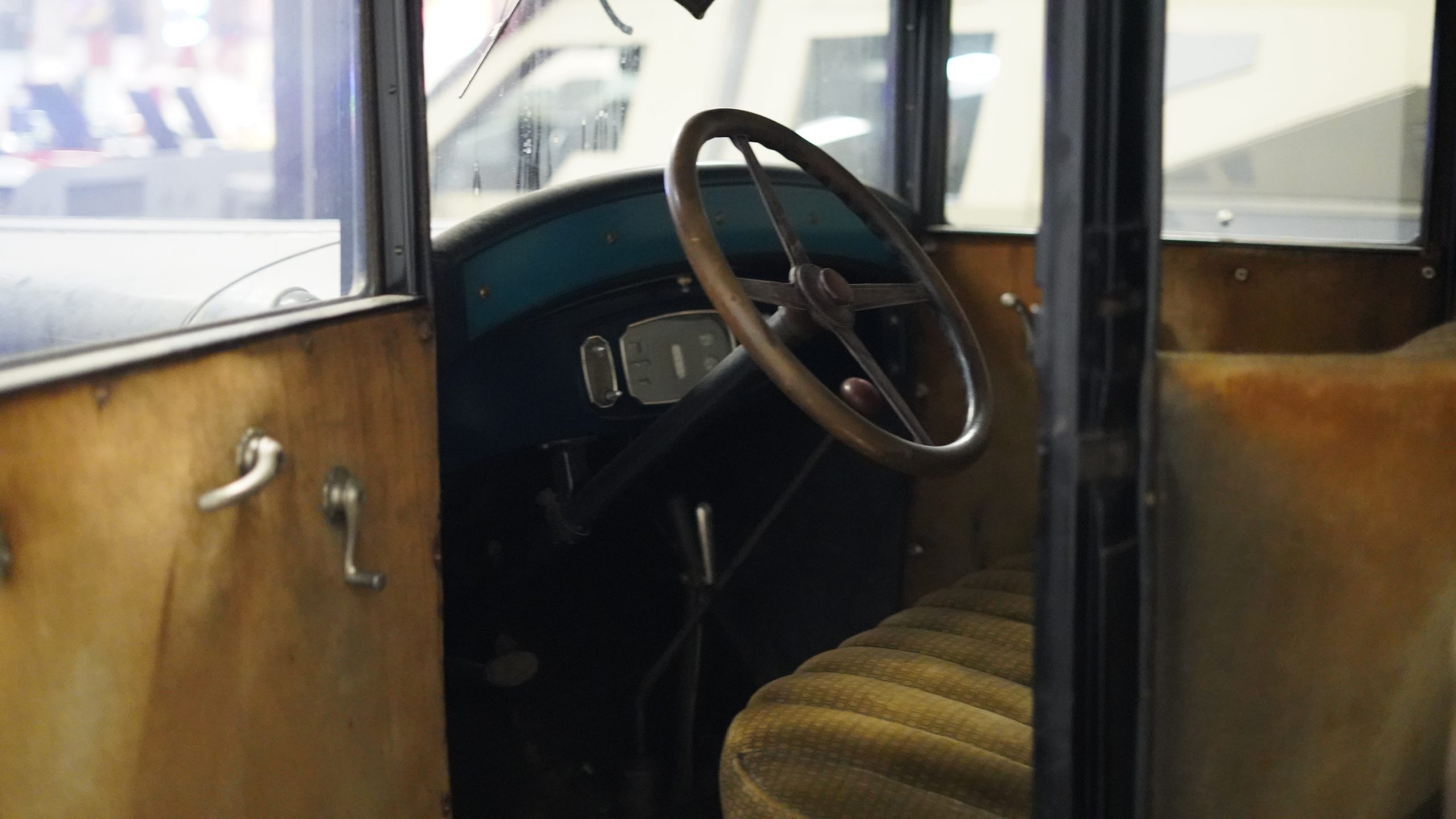 1927 Pontiac Sedan 19