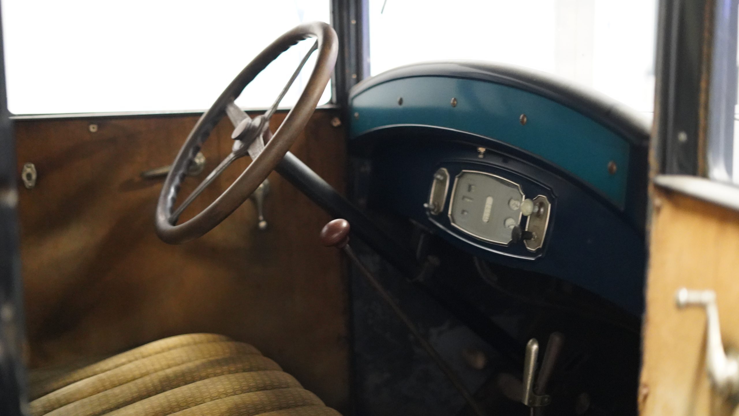 1927 Pontiac Sedan 34